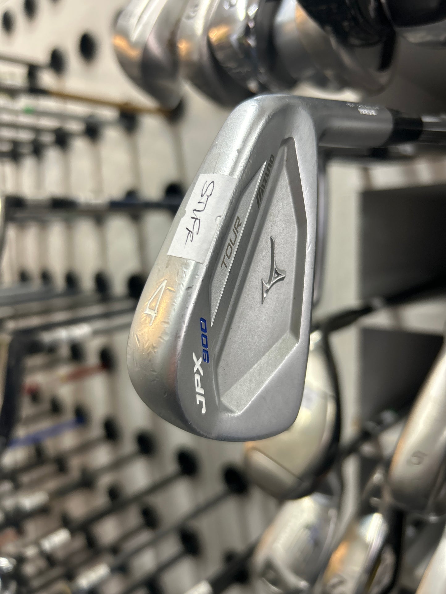 MIZUNO JPX 900 TOUR GF FORGED 4 IRON (STIFF FLEX)