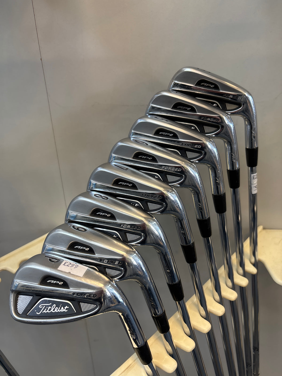 TITLEIST AP2 712 FORGED (3-PW) (REGULAR FLEX)