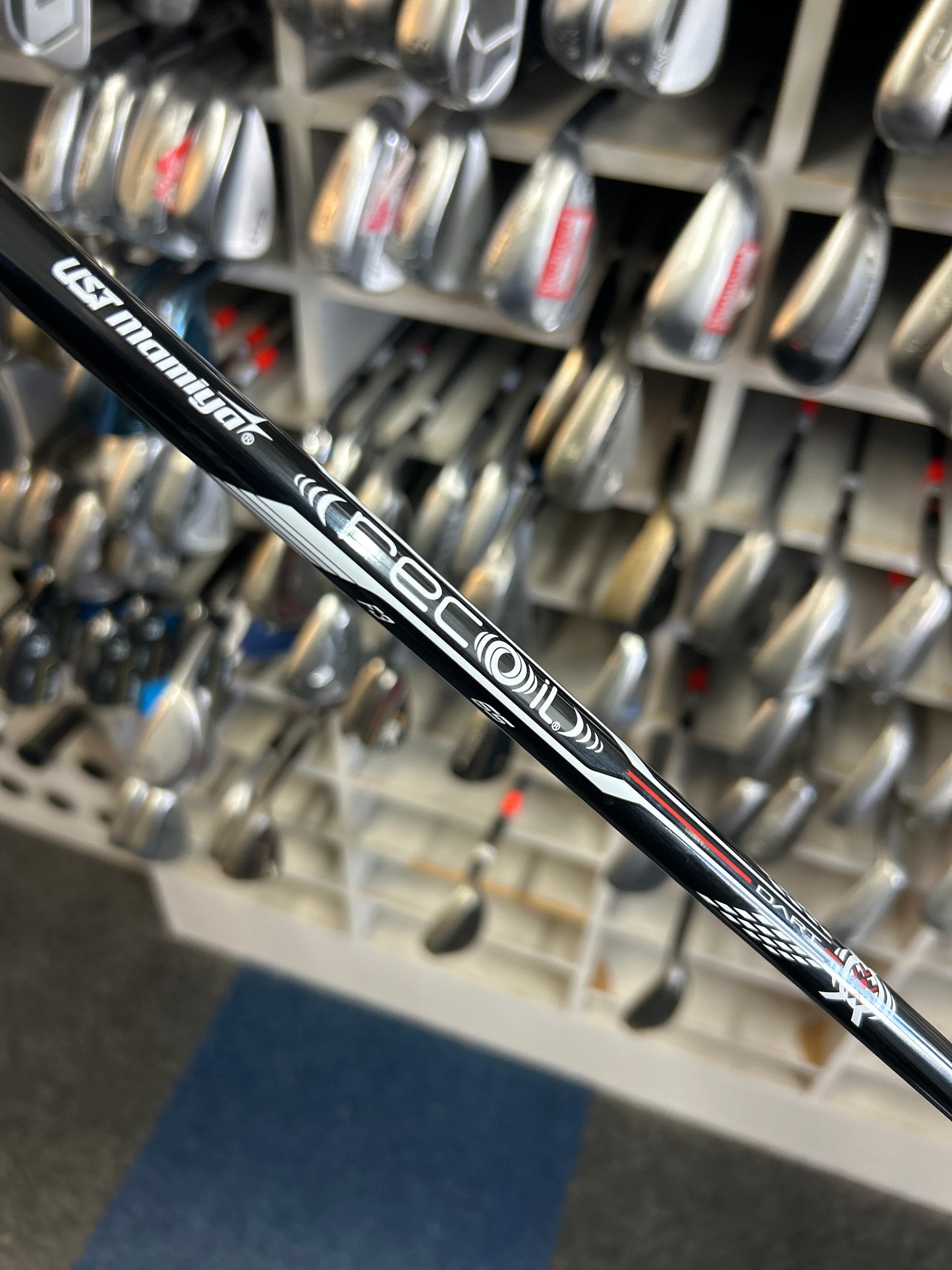 Caley O1X 3 Iron (REGULAR GRAPHITE FLEX)