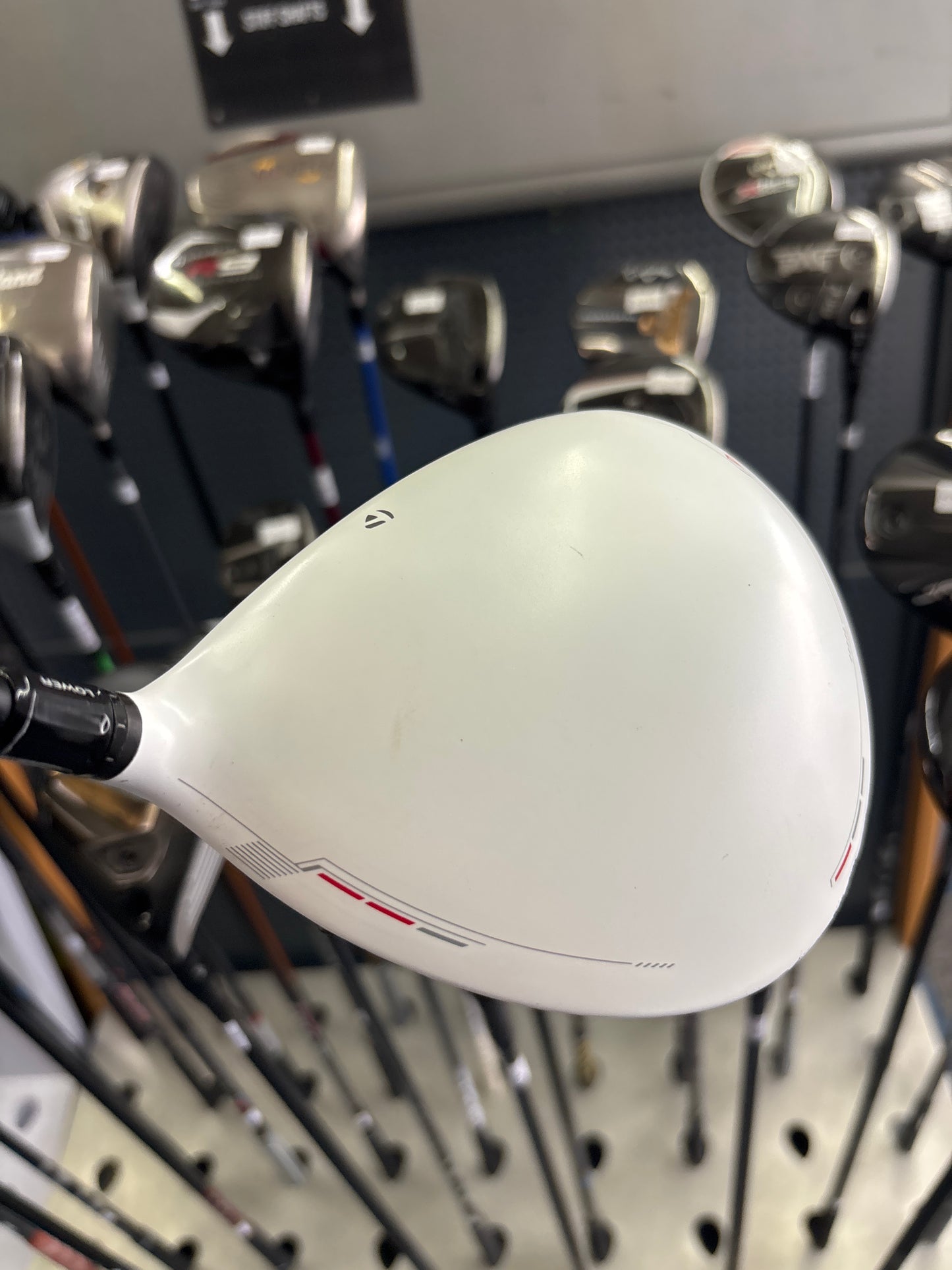 Taylormade R11 9” DEGREE (STIFF FLEX)