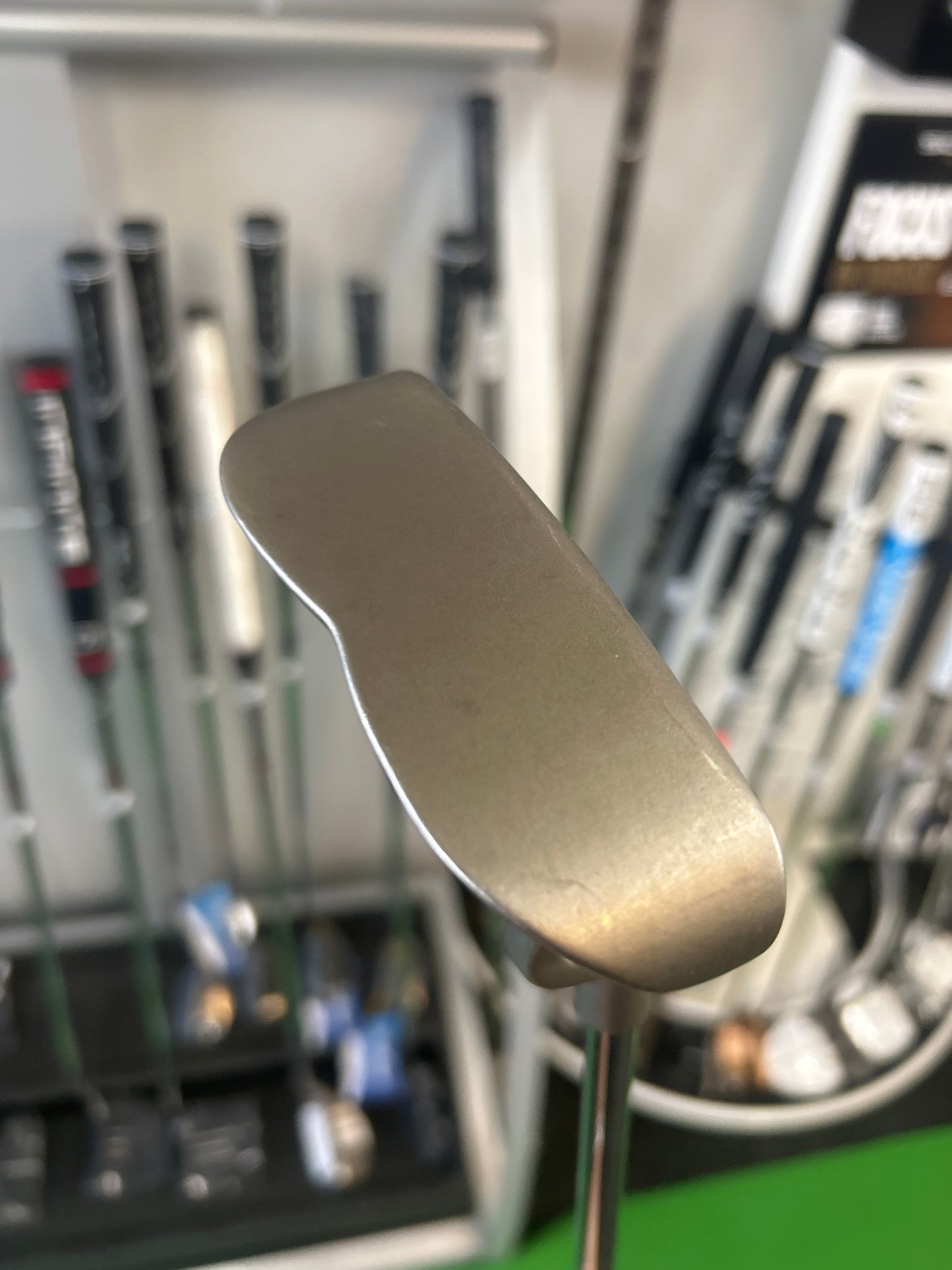 PING B60 (35”)