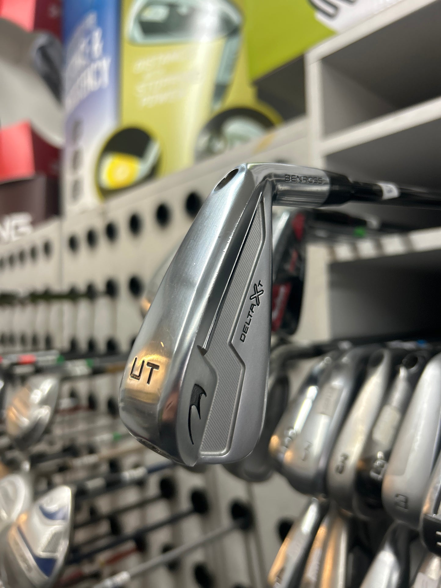 BENROSS UT DELTA Xt (STIFF FLEX)