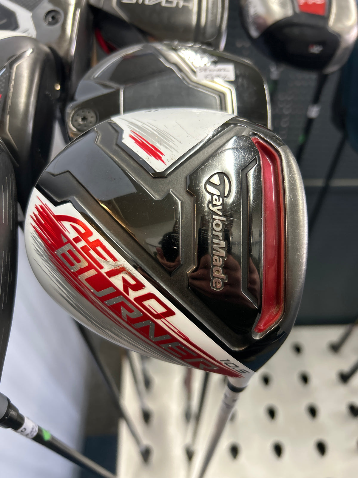 TaylorMade Aero Burner 10.5 DEGREE (REGULAR SHAFT)