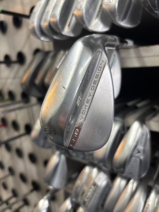 TITLEIST VOKEY SM8 58 DEGREE (08 Degree Of Bounce)