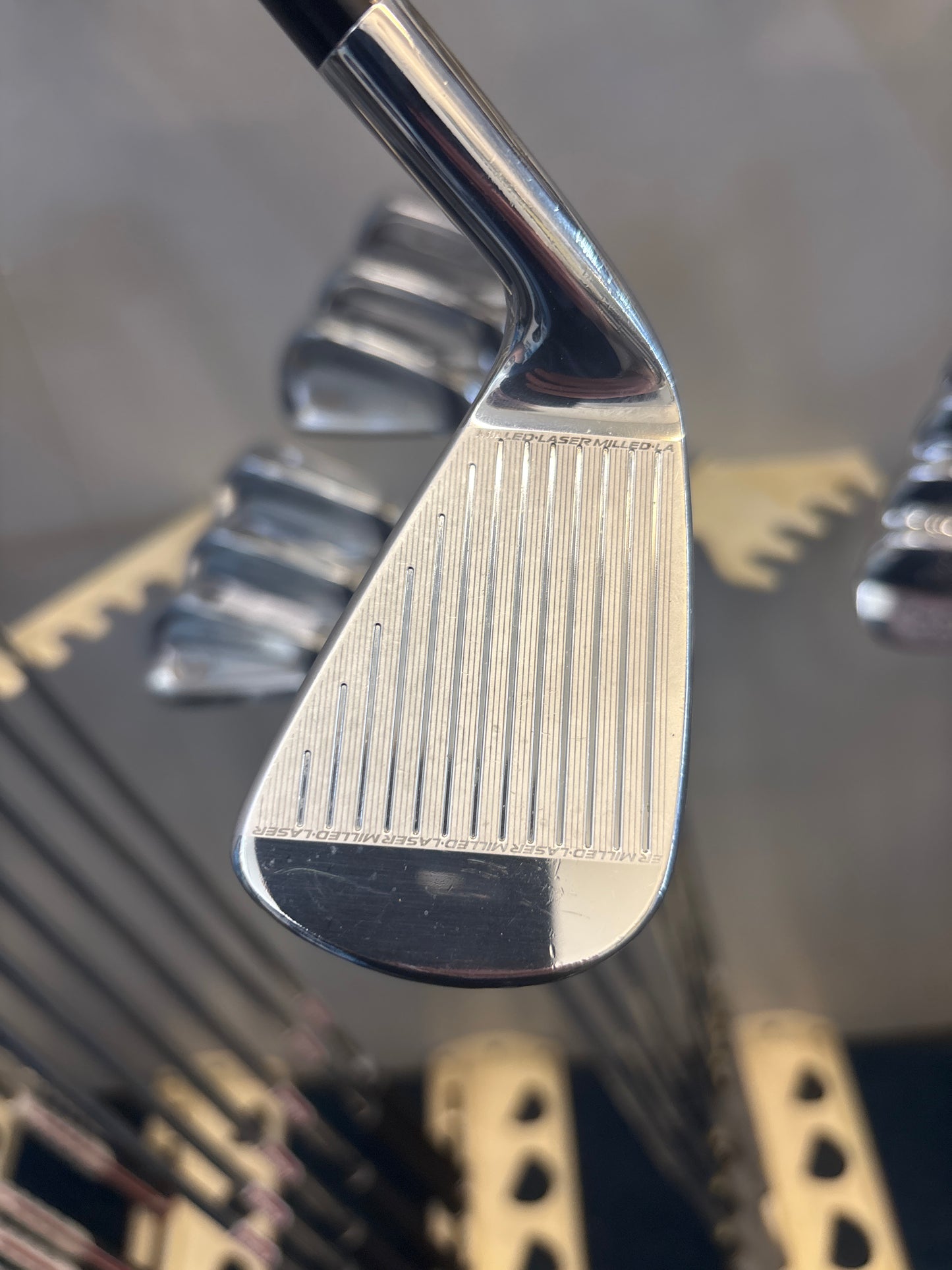 Cleveland CF 588-CB (4-PW) STIFF FLEX