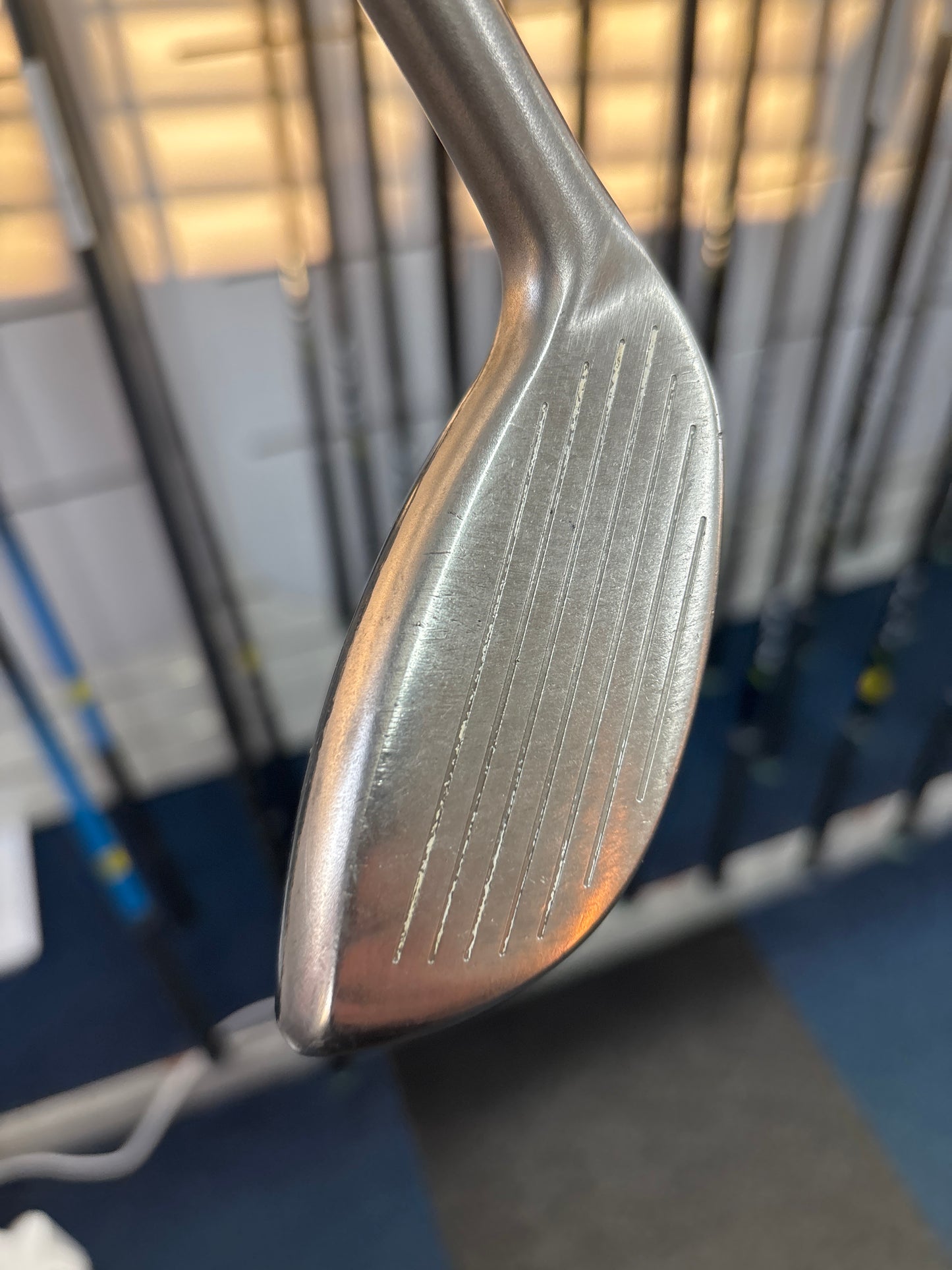 PING RAPTURE V2 (23” Degree) 4 Hybrid 19 Degree (Regular FLEX)