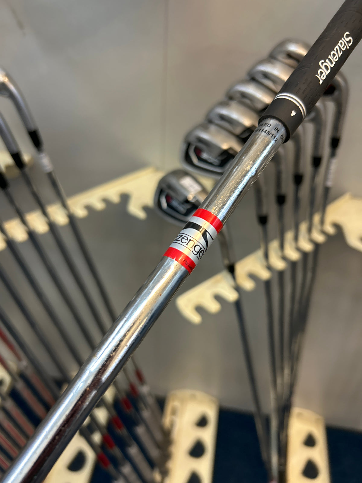 Slazenger V300 (3-9) (Regular Flex)