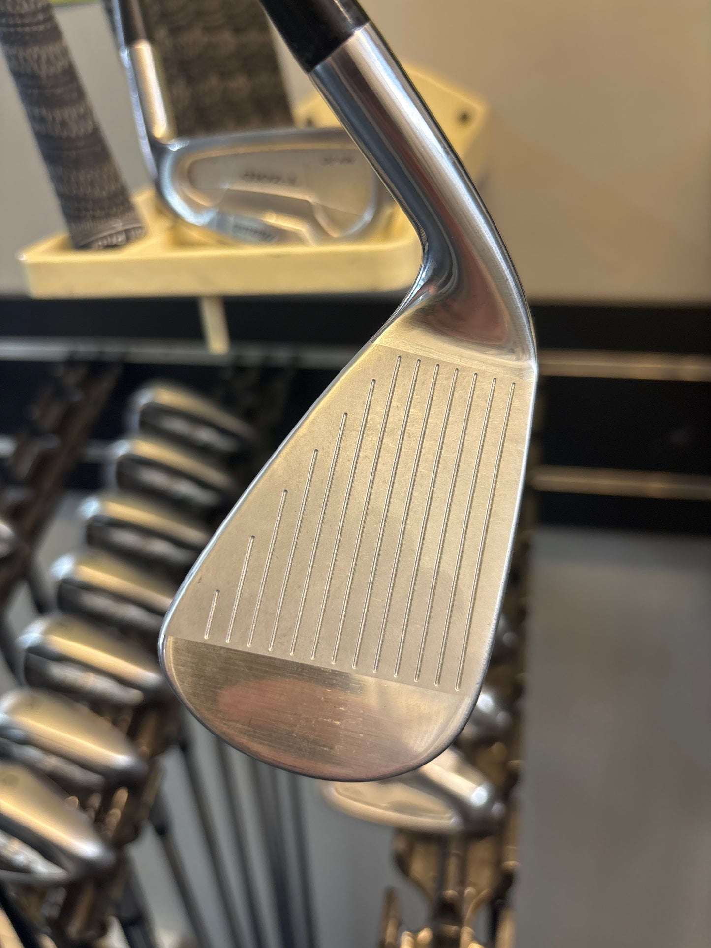 Mizuno MX SPEED METAL (5-PW) (REGULAR GRAPHITE FLEX)