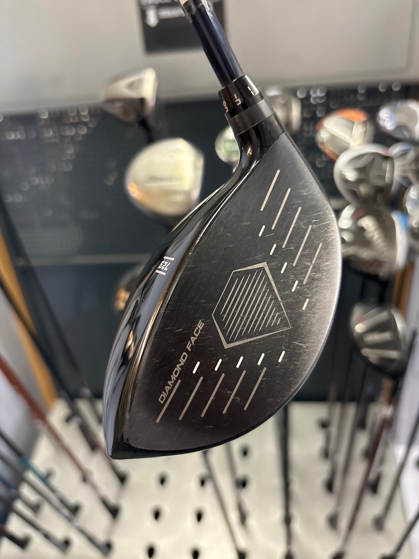 Tour EDGE MOI+ E723 10.5” DEGREE (REGULAR FLEX)