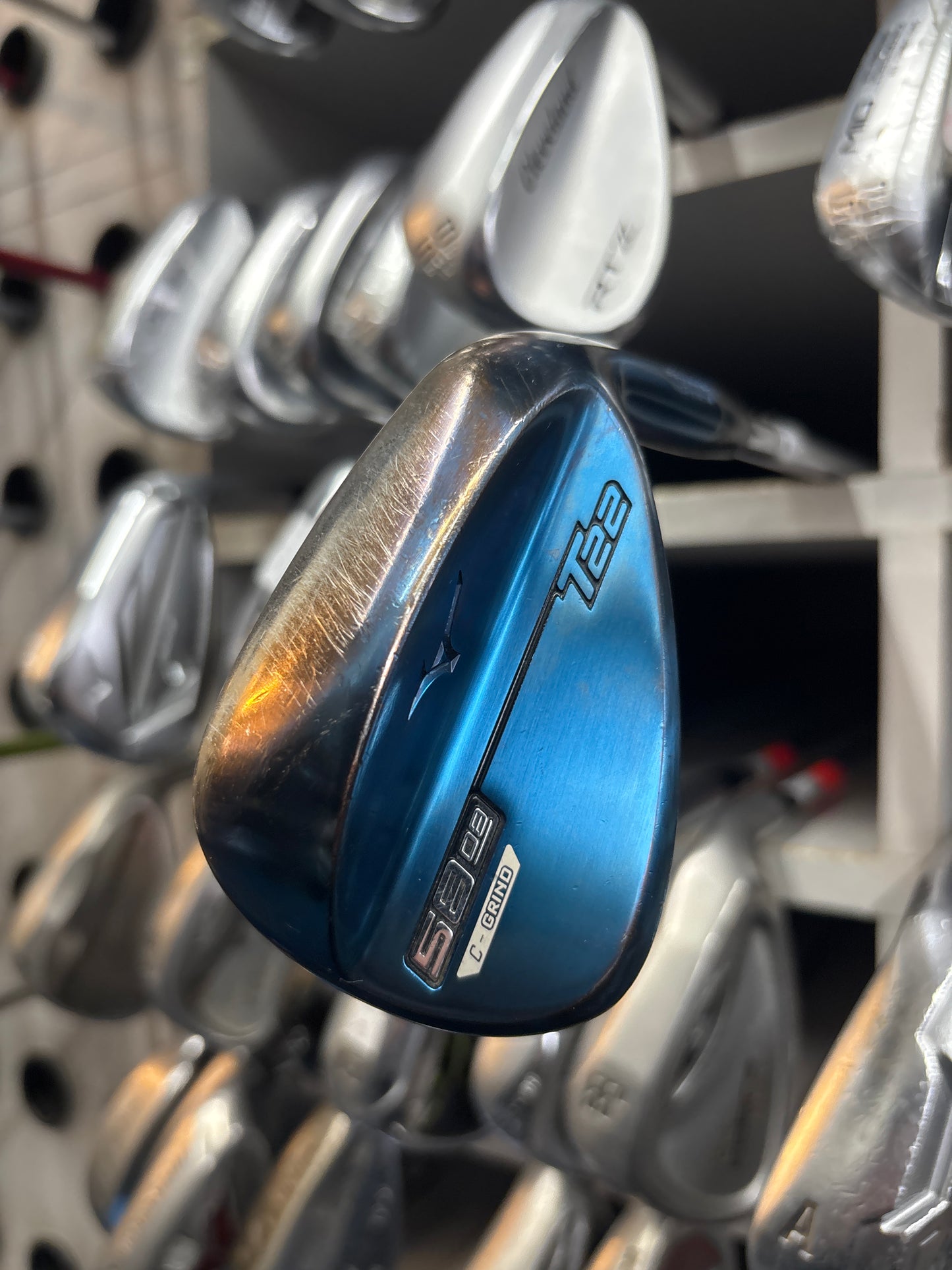 MIZUNO T22 58 DEGREES (08 Degree Of Bounce)
