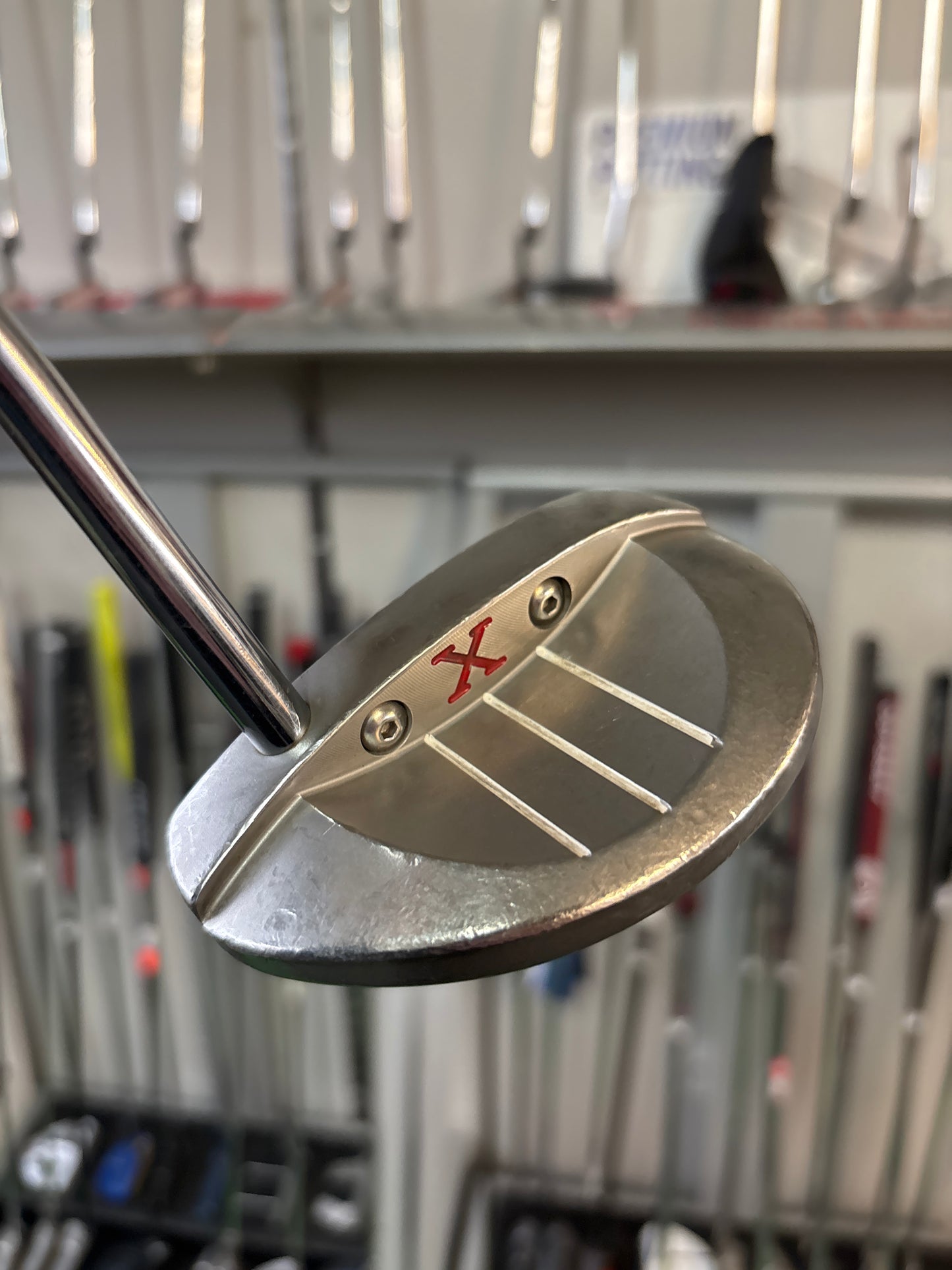 Scotty Cameron Red X (33”)