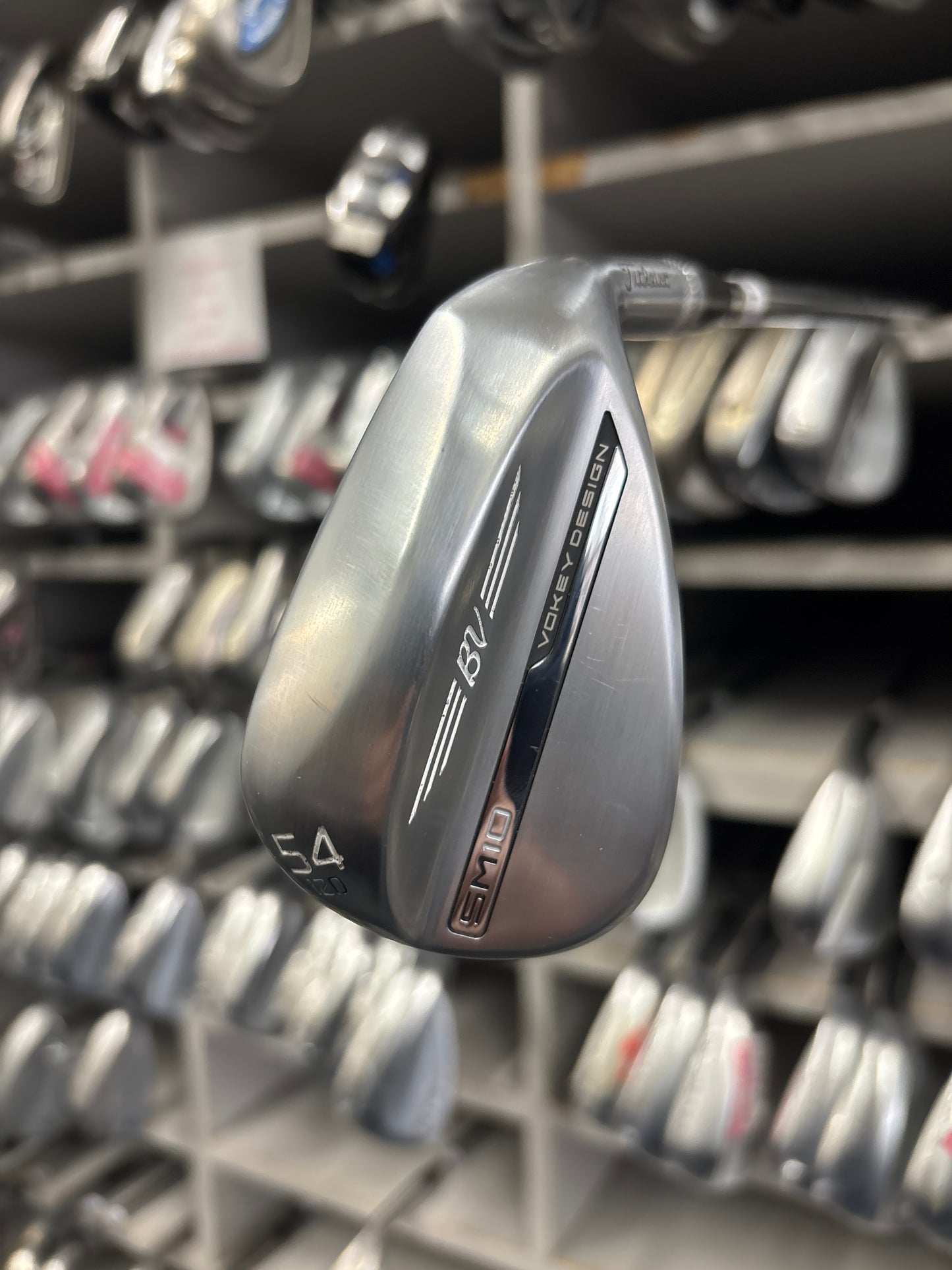 TITLEIST SM10 VOKEY 54’’ DEGREE (12 DEGREES OF BOUNCE)