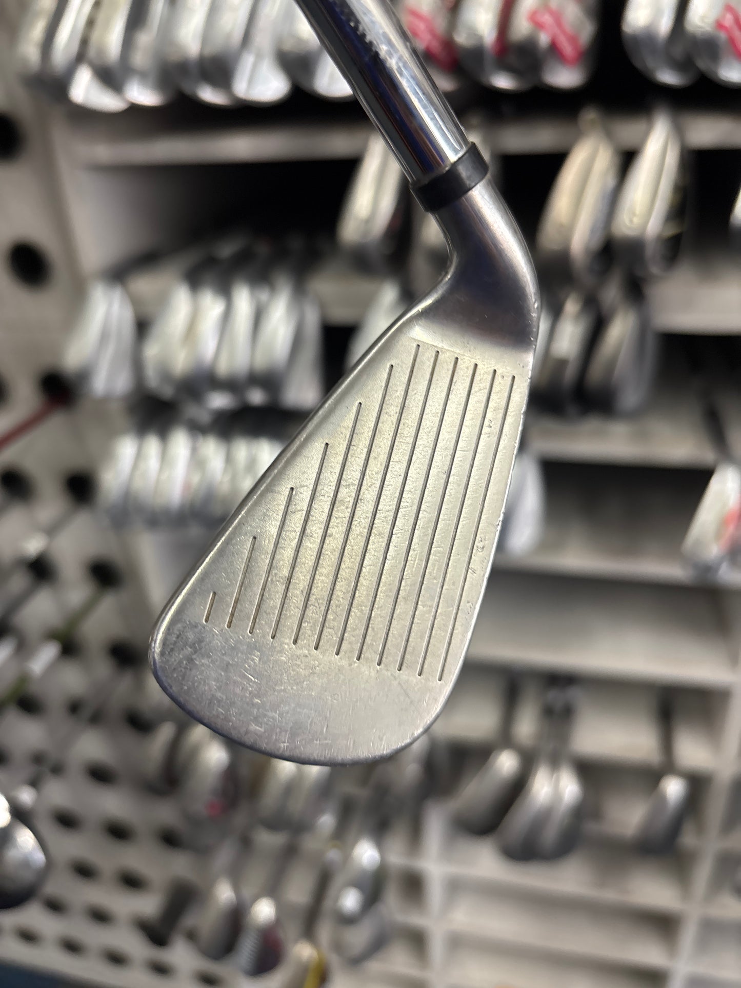 WILSON STAFF D19 5 Iron (Regular Flex)