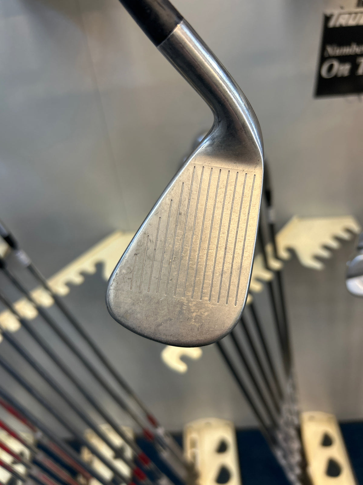 TITLEIST AP1 716 (5-PW+GAP) (REGULAR GRAPHITE FLEX)