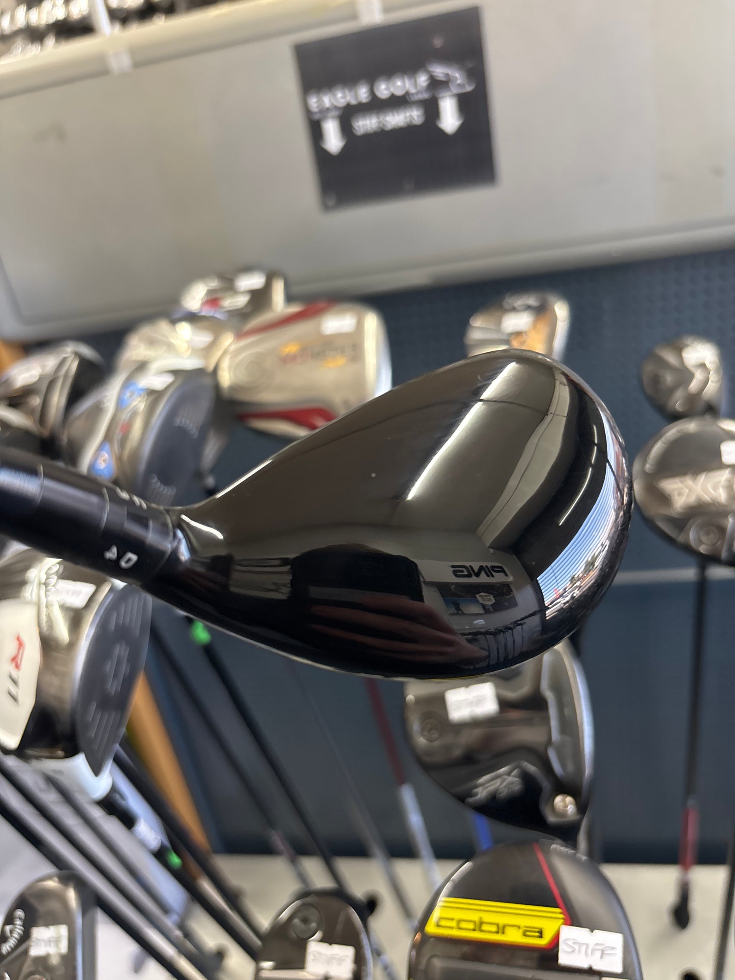 TITLEIST GT2 4 HYBRID 21 DEGREE (STIFF FLEX)