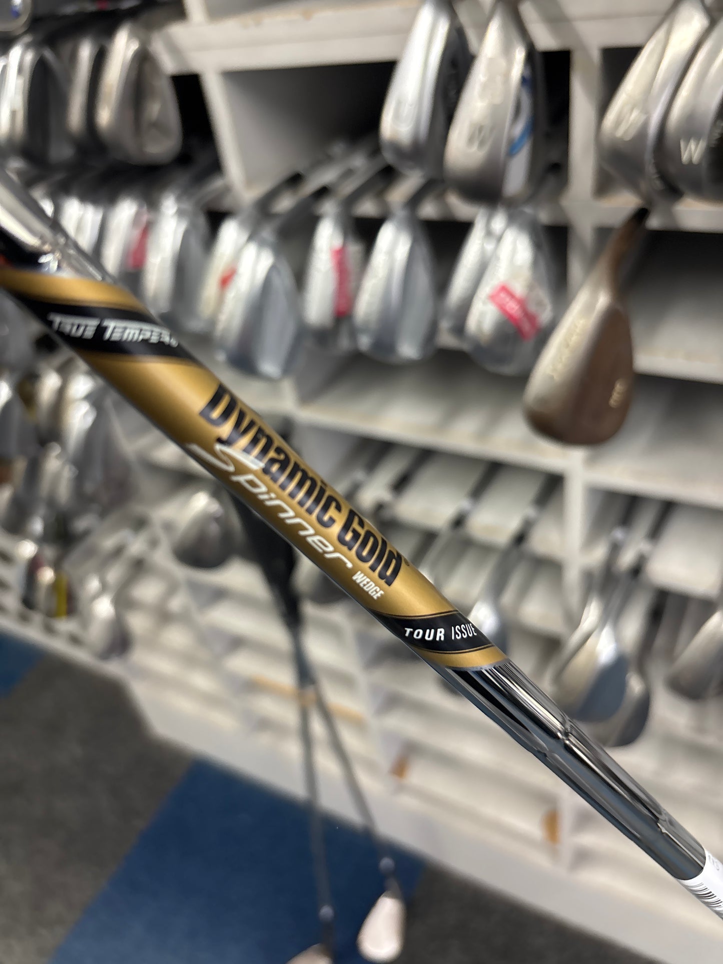 Cleveland RTX ZIPCORE 54’’ (10 Degrees Of Bounce)