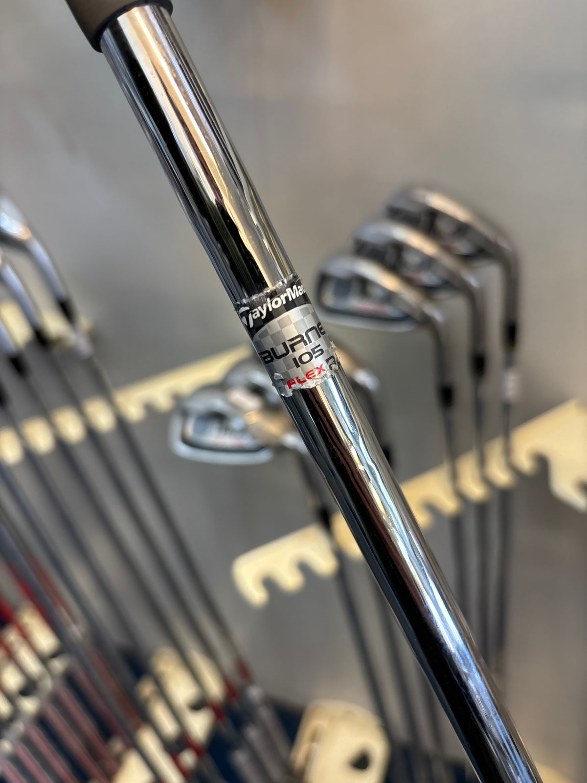 Taylormade Tour Burner (4-PW) (Regular Flex)