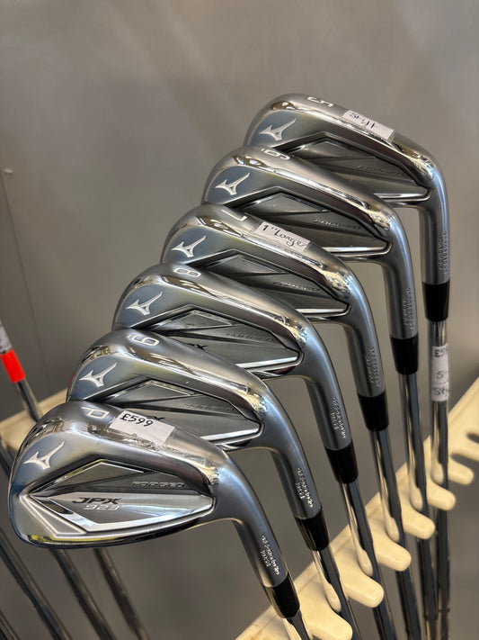 Mizuno JPX923 GRAIN FLOW FORGED (5-PW) (STIFF FLEX, 1 Inch Longer)