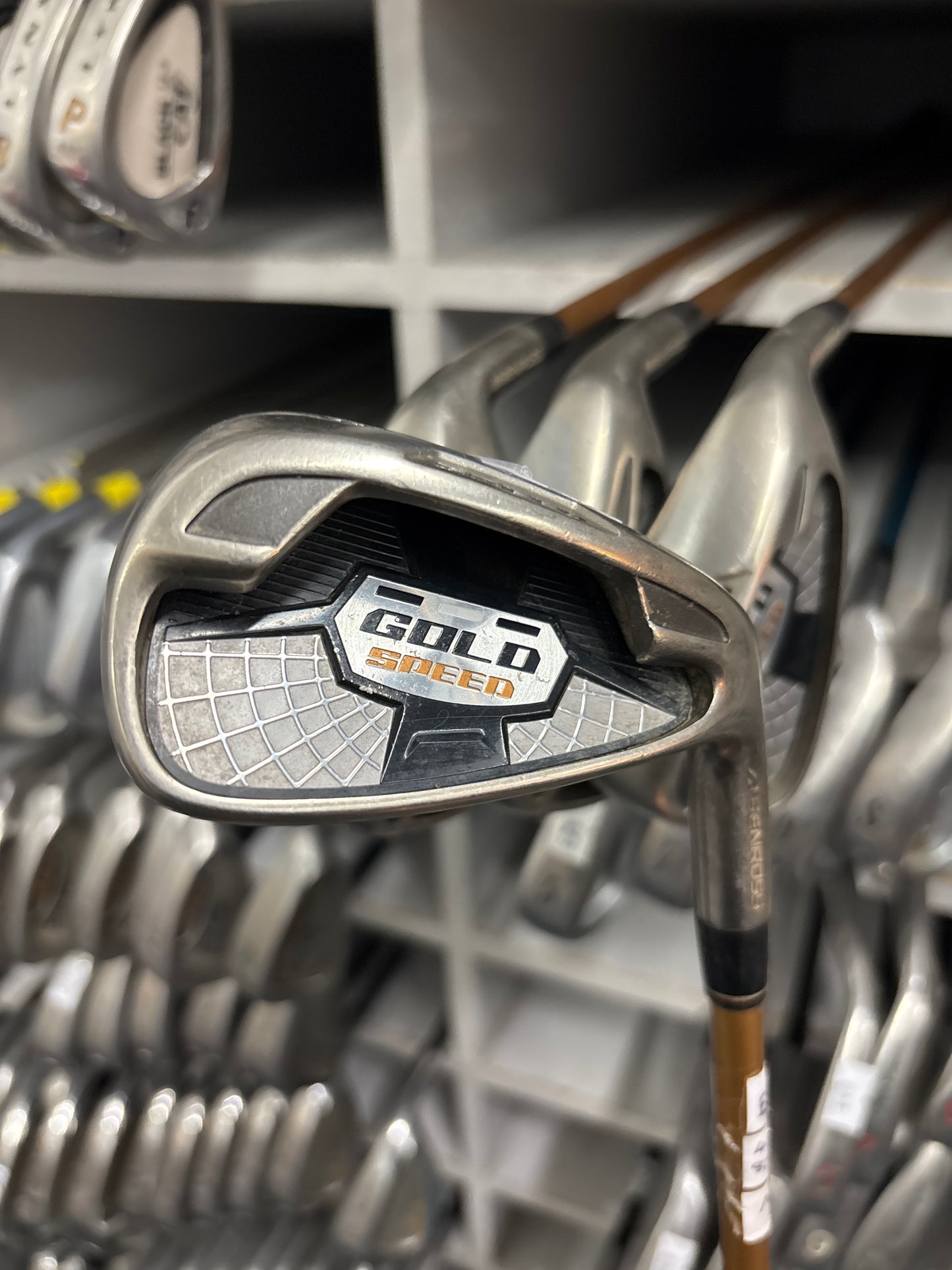 BENROSS GOLD SPEED HALF SET (8,9,PW,SW) (Senior Regular Graphite Flex)