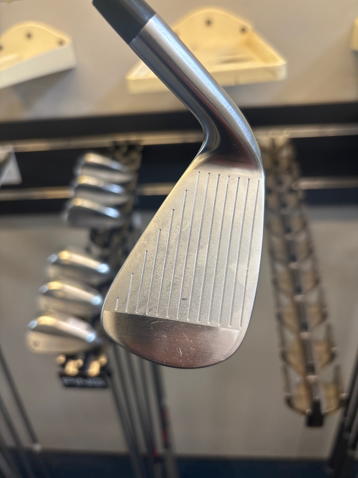 Caley 01T (4-PW REGULAR FLEX)