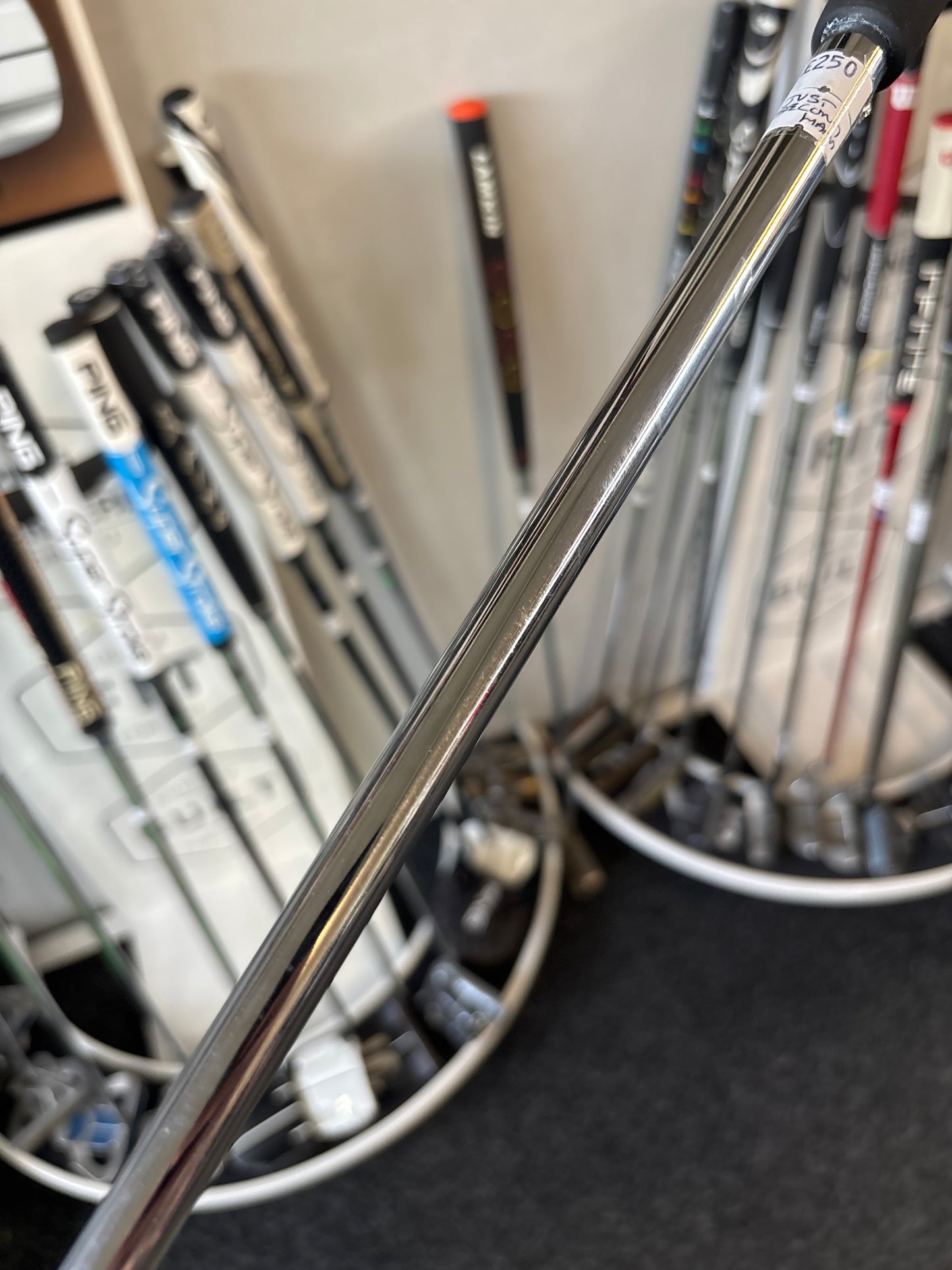 Bettinardi Queen B #11 (34”)