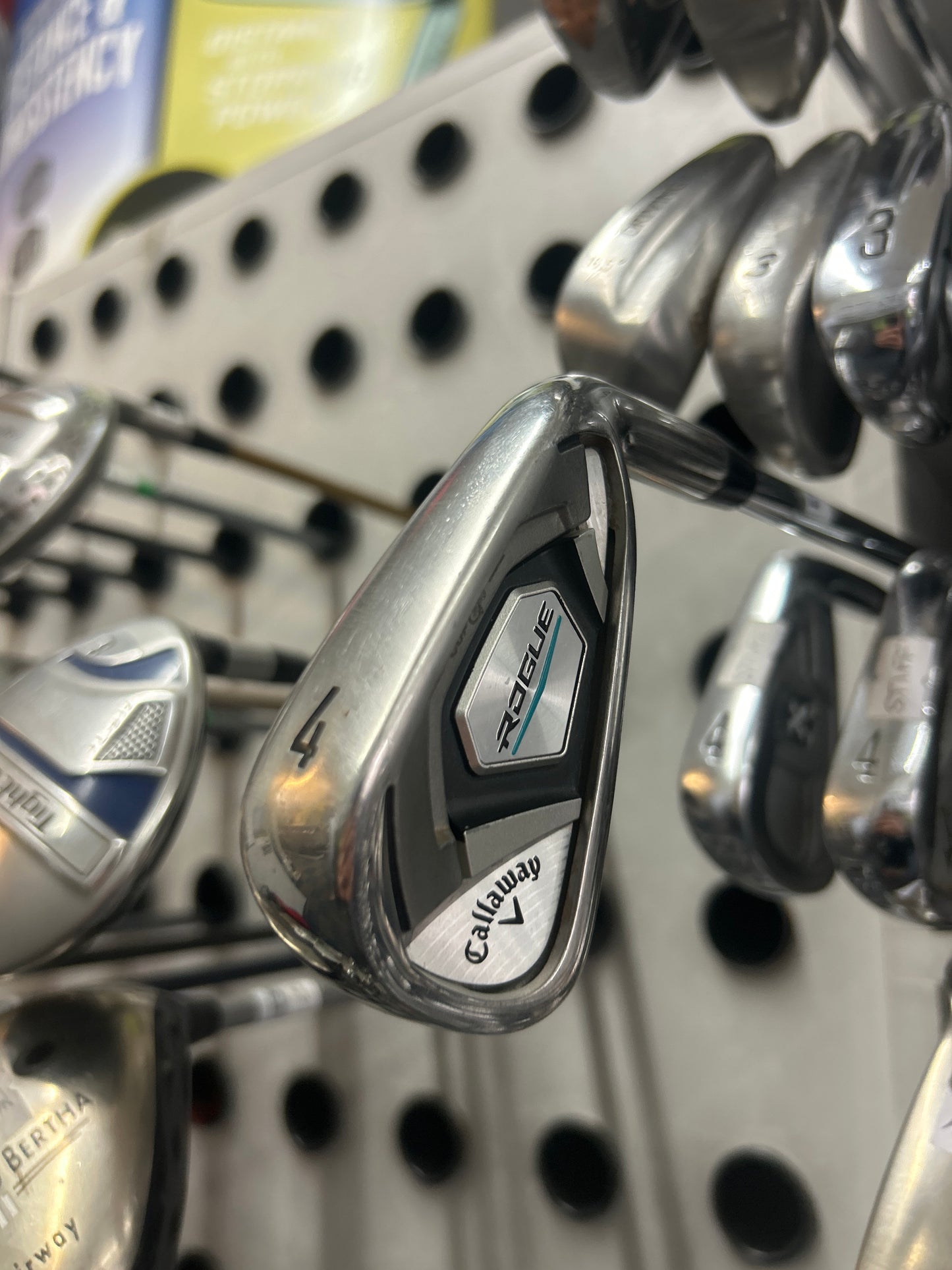 CALLAWAY ROGUE CF18 4 IRON (REGULAR FLEX)