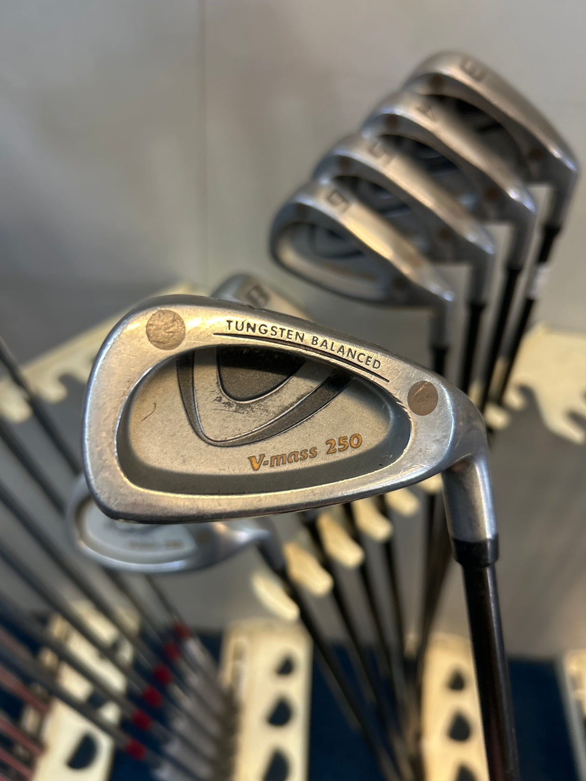 YONEX V Mass 250 (3-PW+SW) (Regular Graphite Flex)