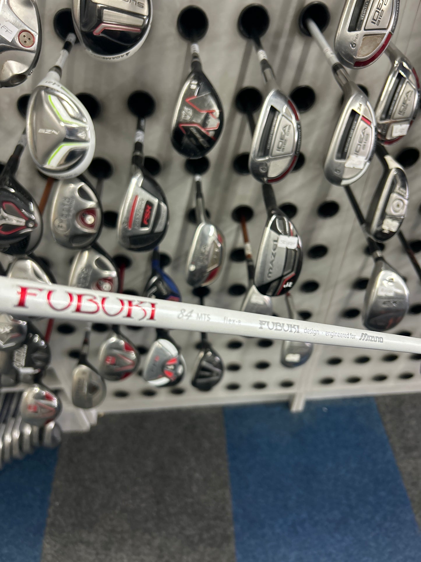 MIZUNO MP-CLK 4 HYBRID (REGULAR FLEX)