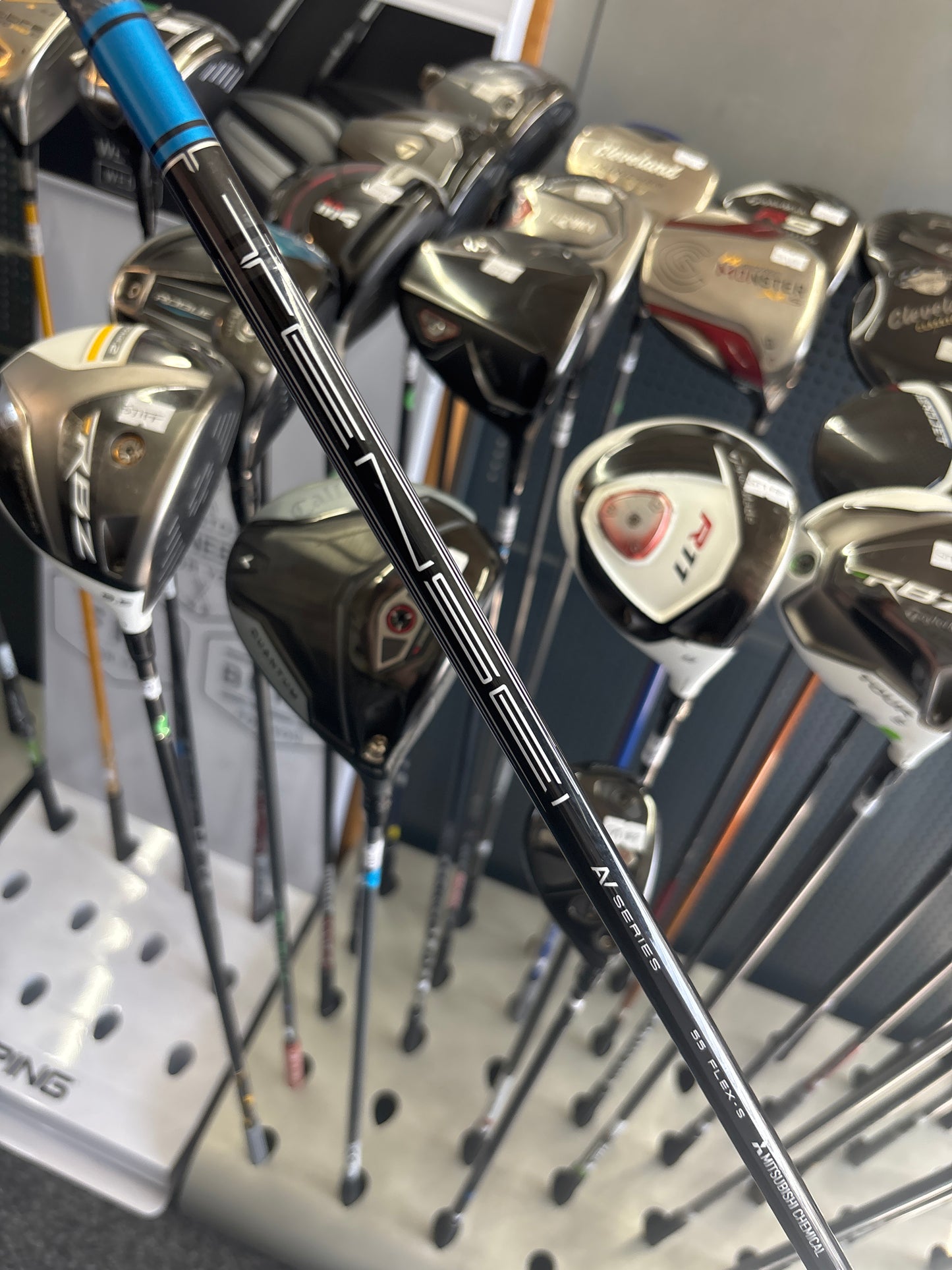 TITLEIST TSR2 10” DEGREE (STIFF FLEX)