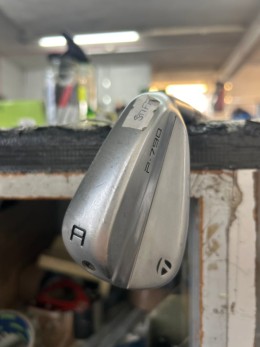 TAYLORMADE P790 A WEDGE