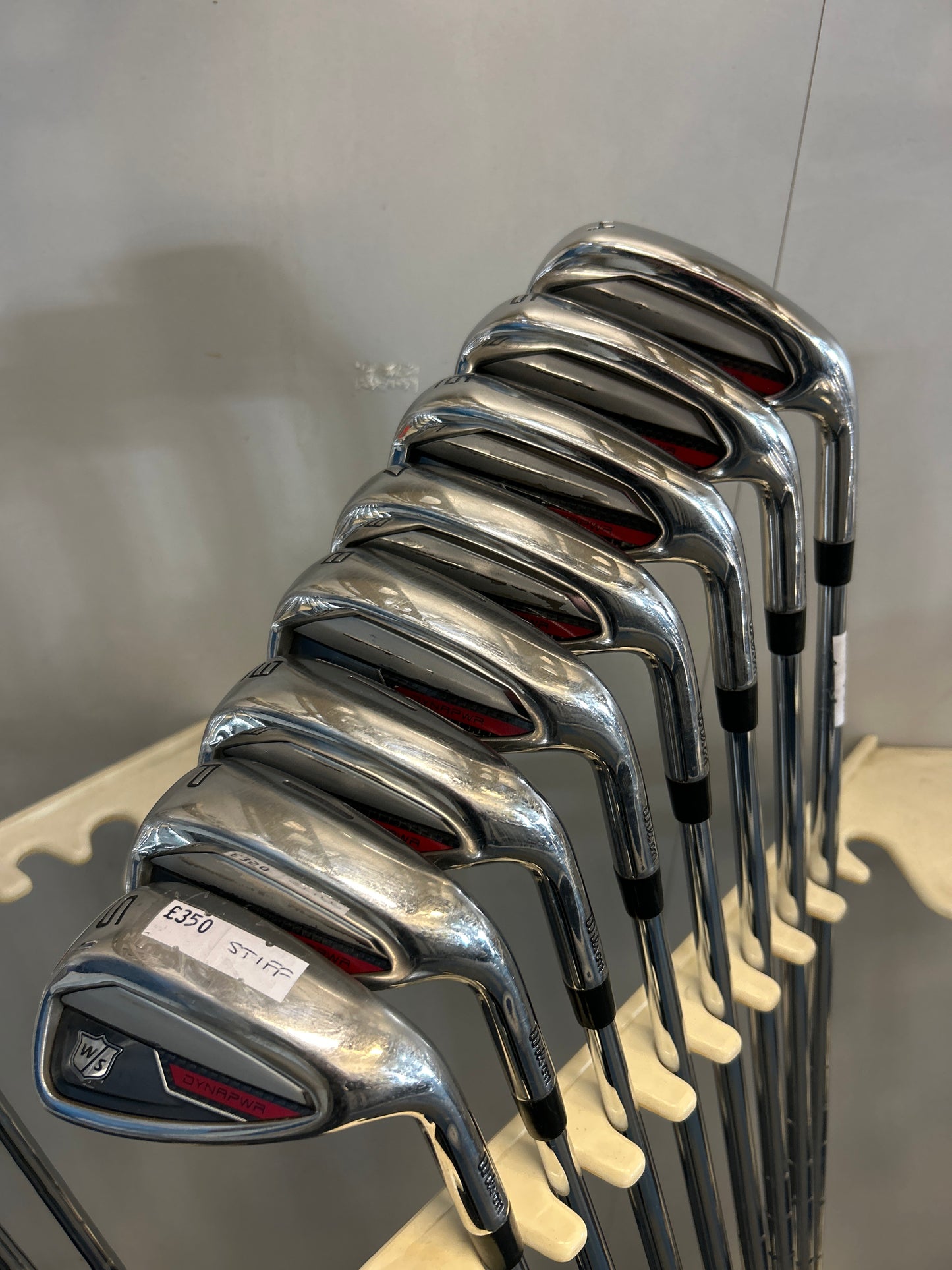 Wilson Staff Dynapwr (4-PW+SW) (STIFF FLEX)