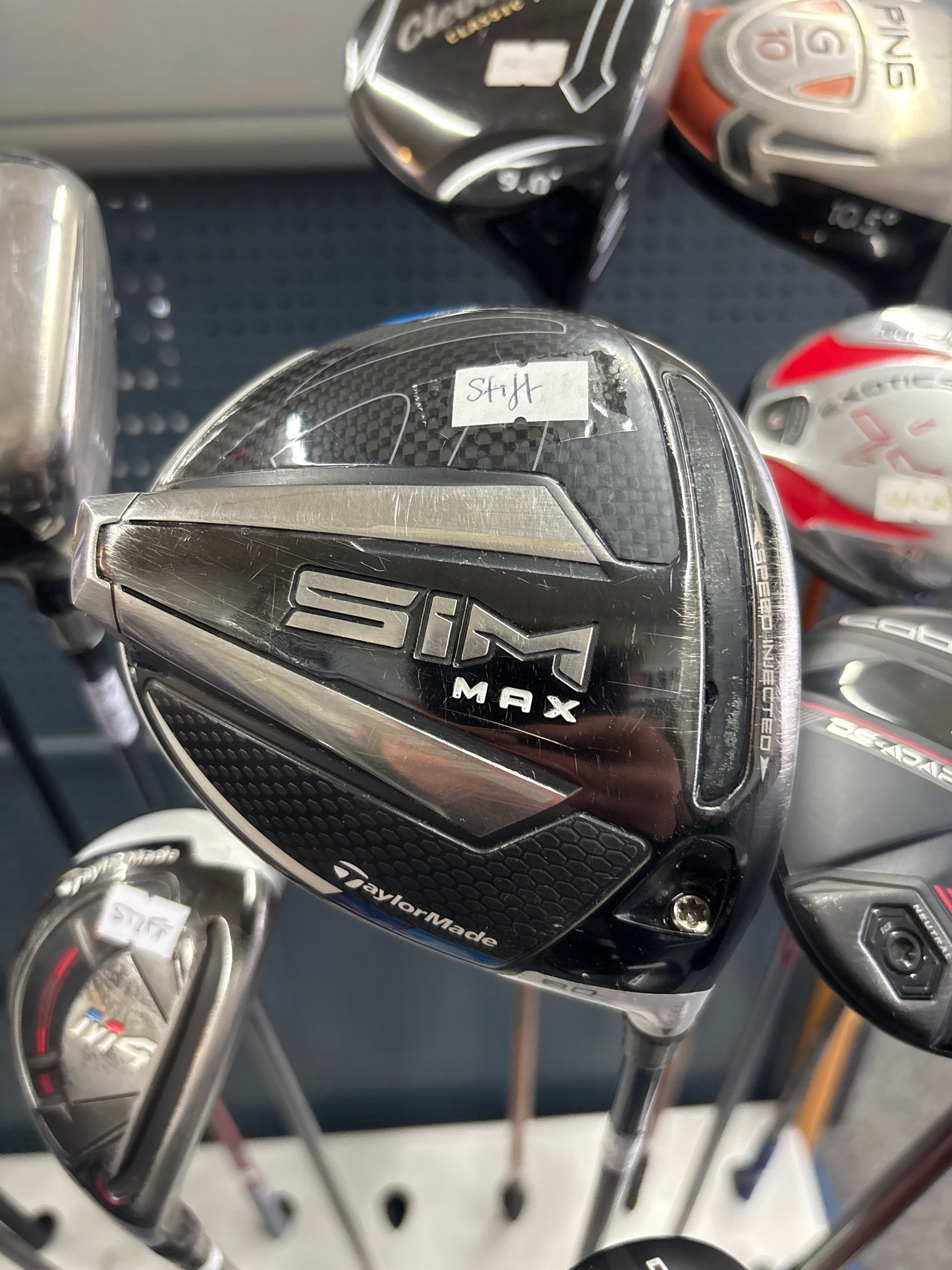 Taylormade SIM MAX 9” Degree  (STIFF FLEX)