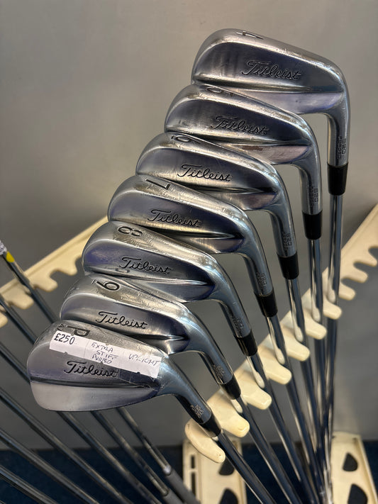 Titleist 620 Forged (Pured)(4-PW) (EXTRA STIFF FLEX)