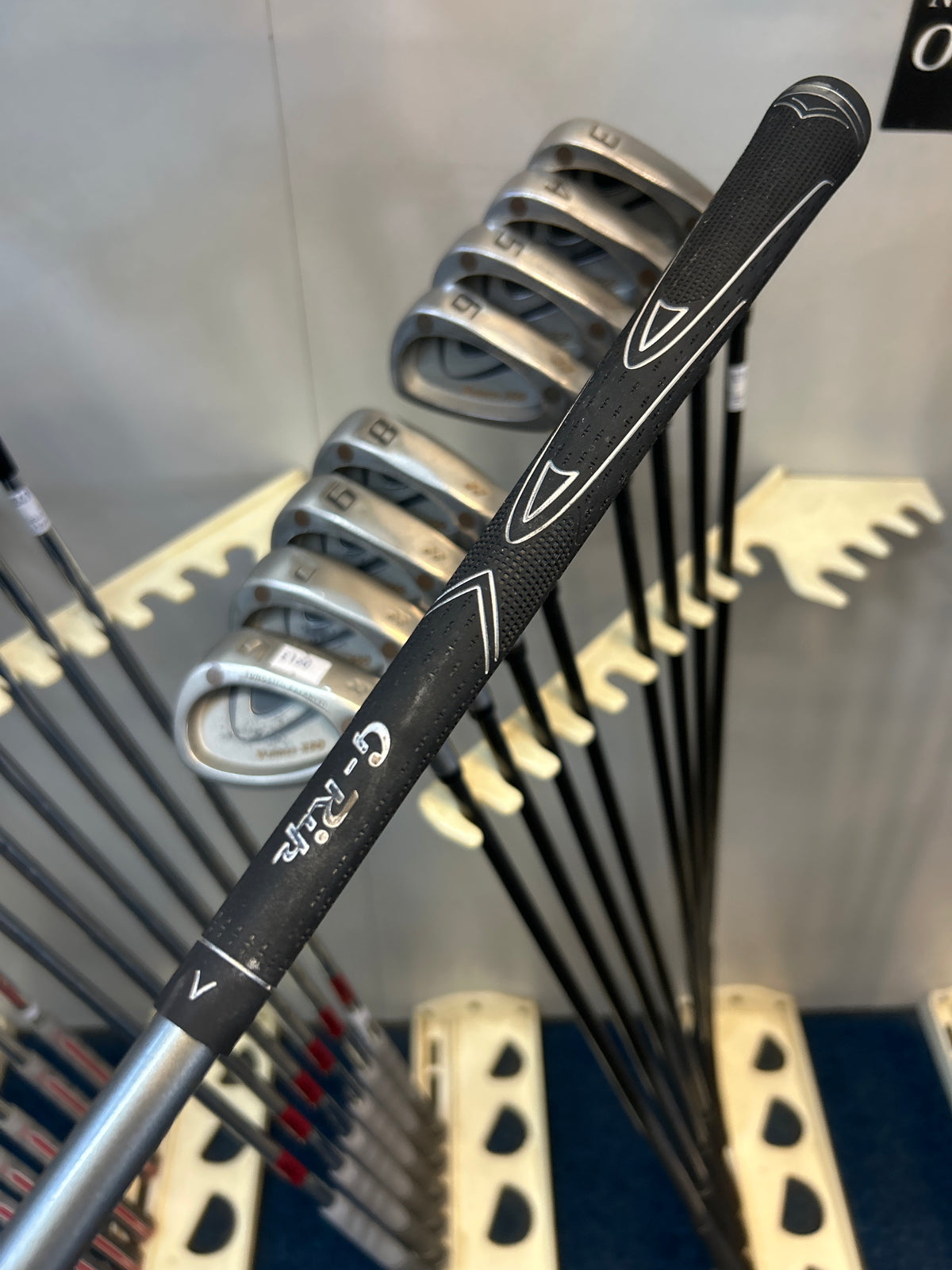 YONEX V Mass 250 (3-PW+SW) (Regular Graphite Flex)