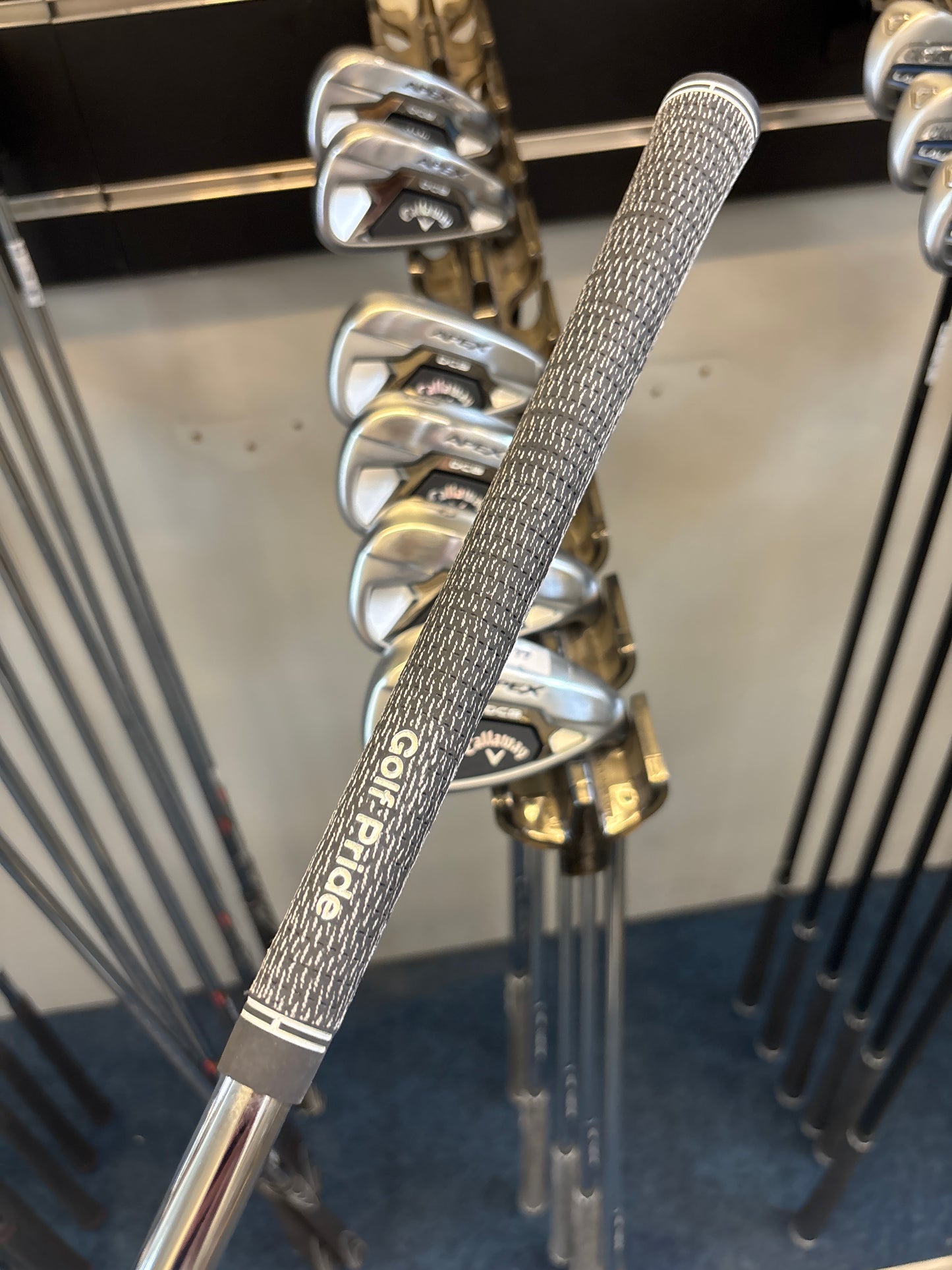 CALLAWAY APEX DCB (5-PW+AW) (REGULAR FLEX)