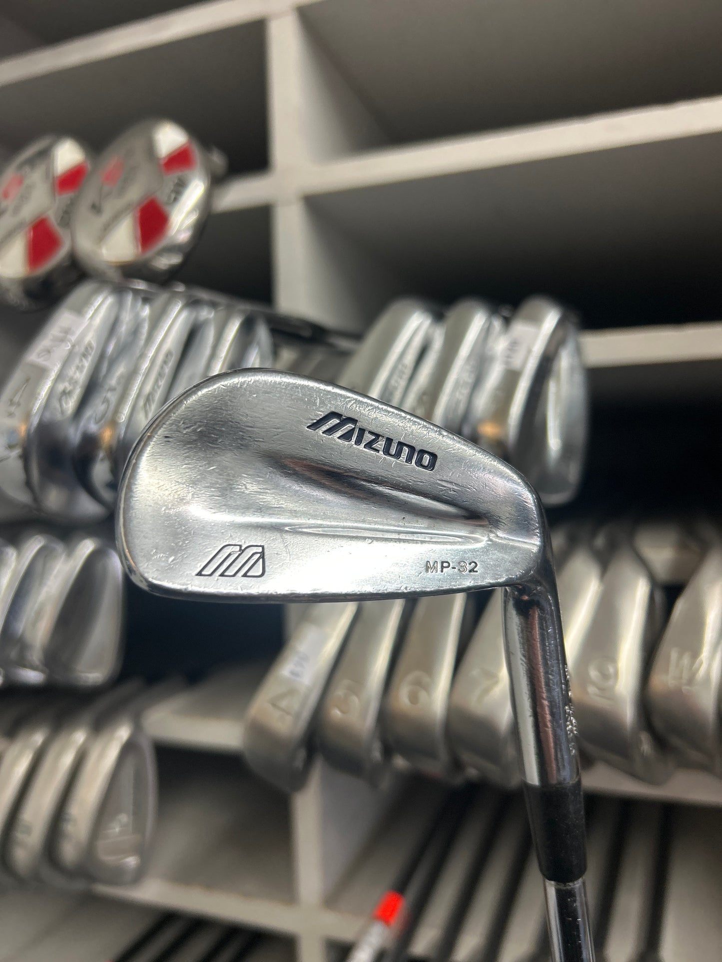 Mizuno MP-32 GRAIN FLOW FORGED (4-PW) (STIFF FLEX)