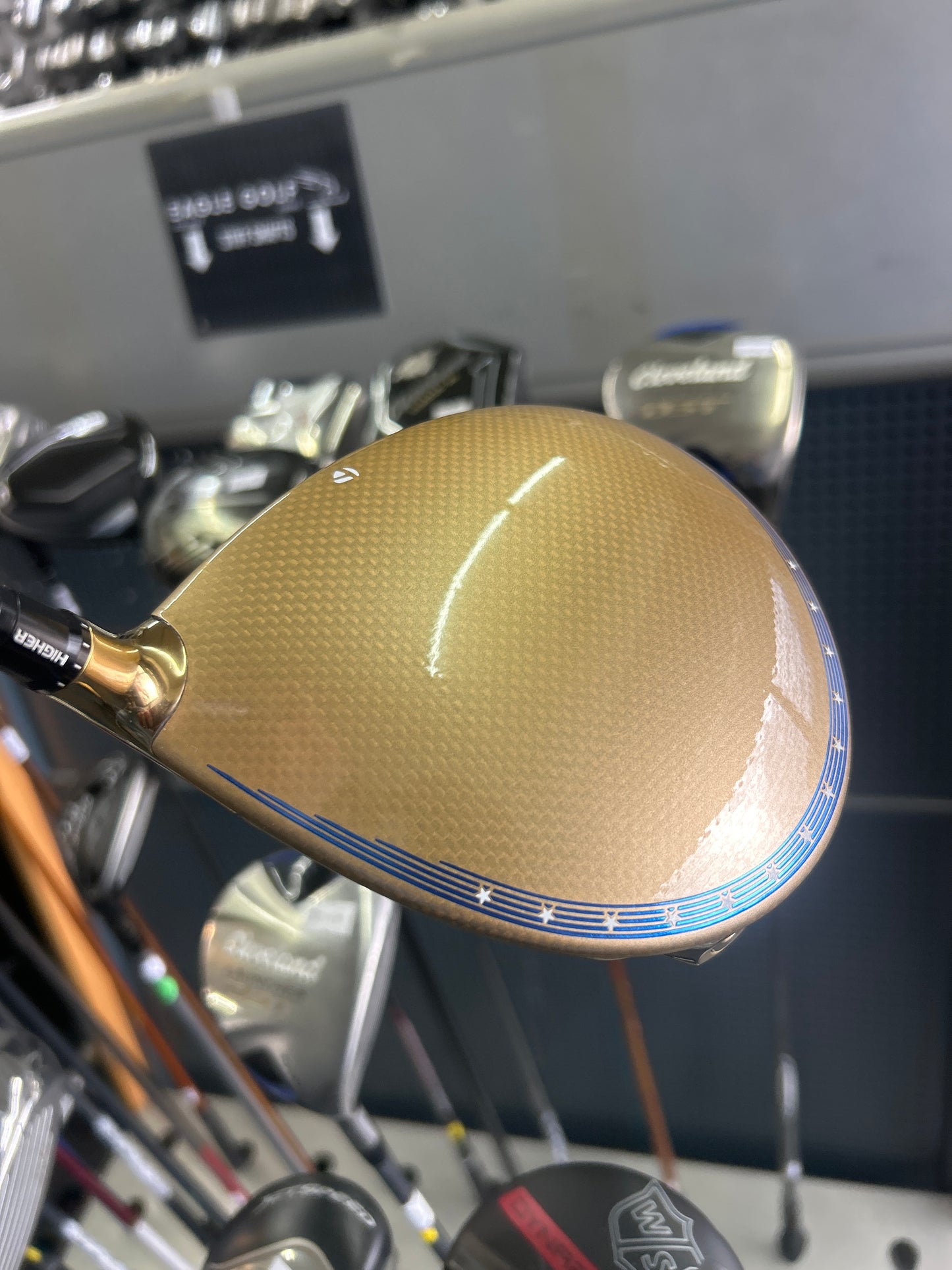 Taylormade QI35 10.5 Degree (Europe Ryder Cup Edition)  (STIFF FLEX)
