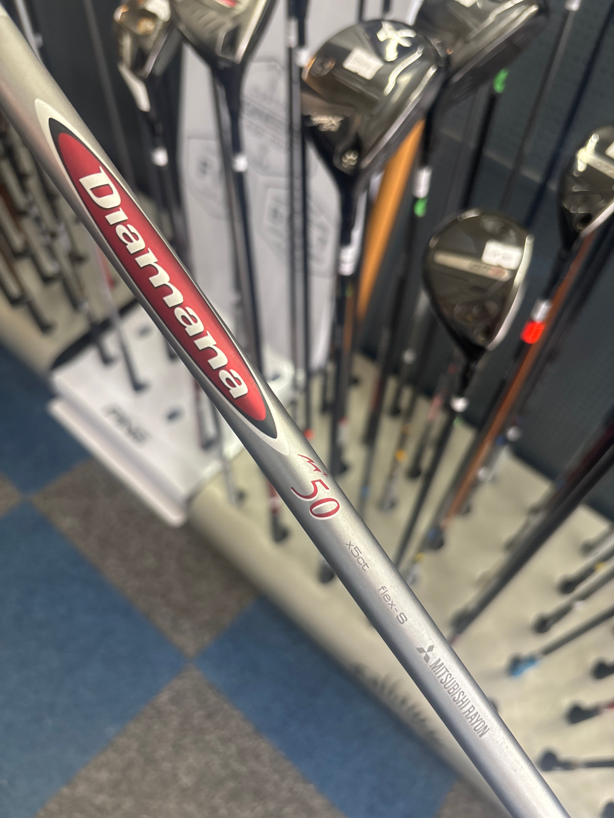 TITLEIST 915D2 10.5 DEGREE (STIFF FLEX)
