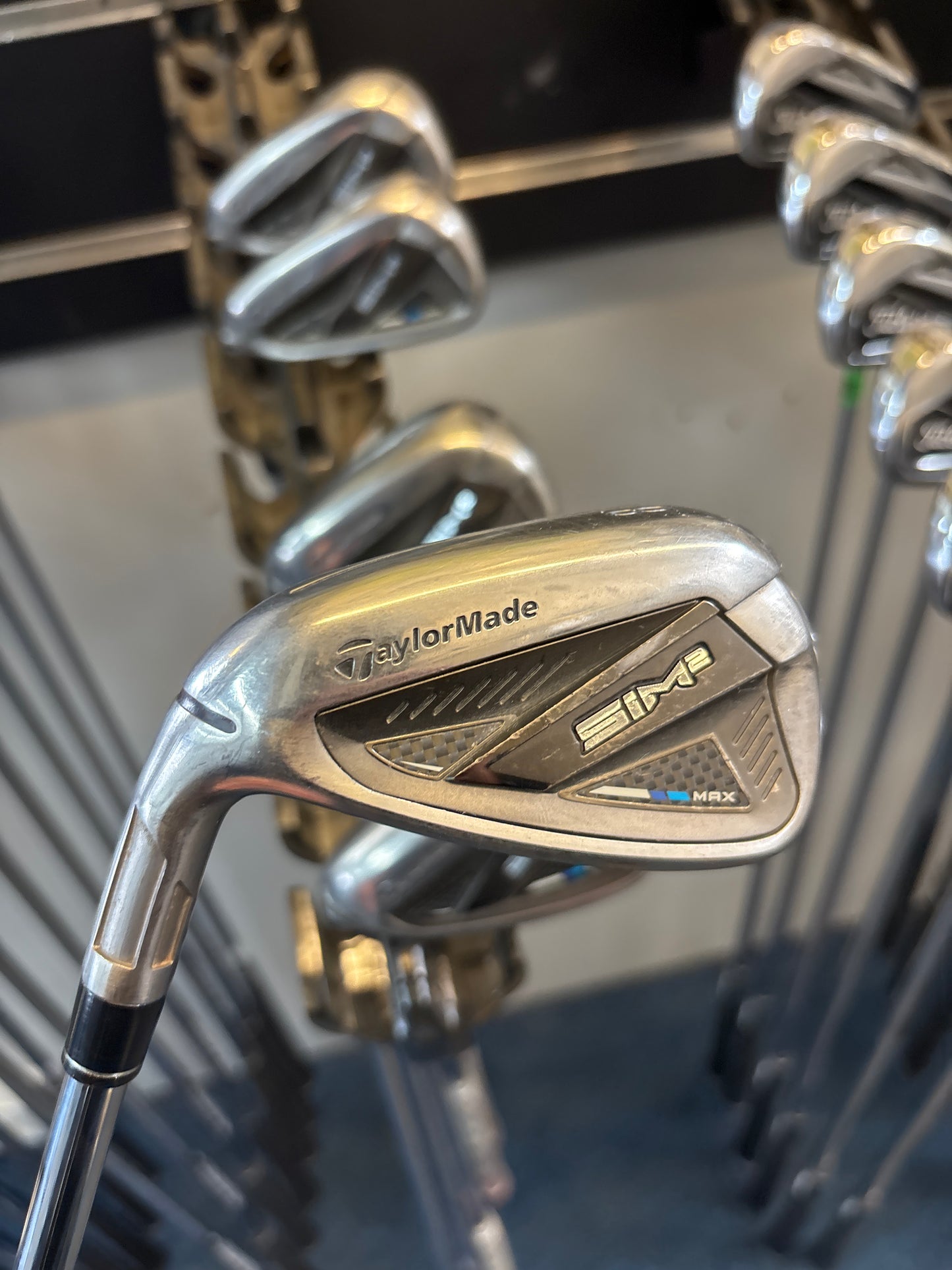 Taylormade SIM 2 MAX 6-PW+AW (REGULAR FLEX) (6-SW) (LEFT HANDED)
