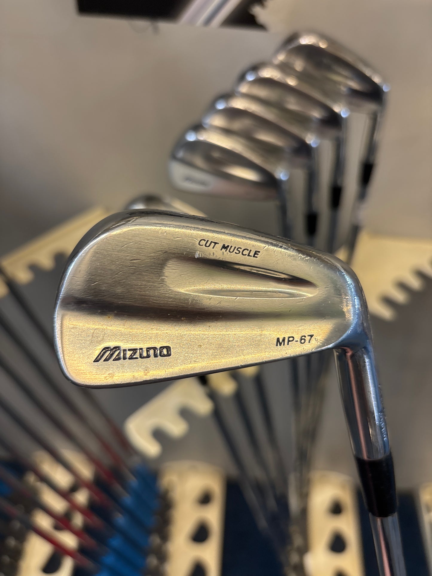 Mizuno MP-67 (4-PW) (STIFF FLEX)