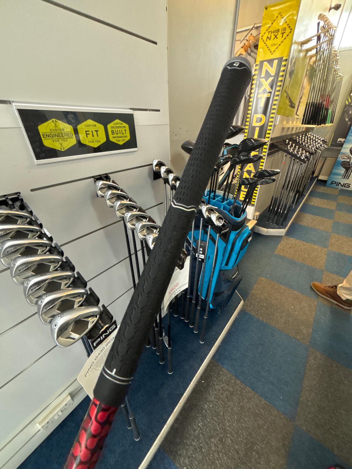 Taylormade M4 10.5 Degree (STIFF SHAFT)