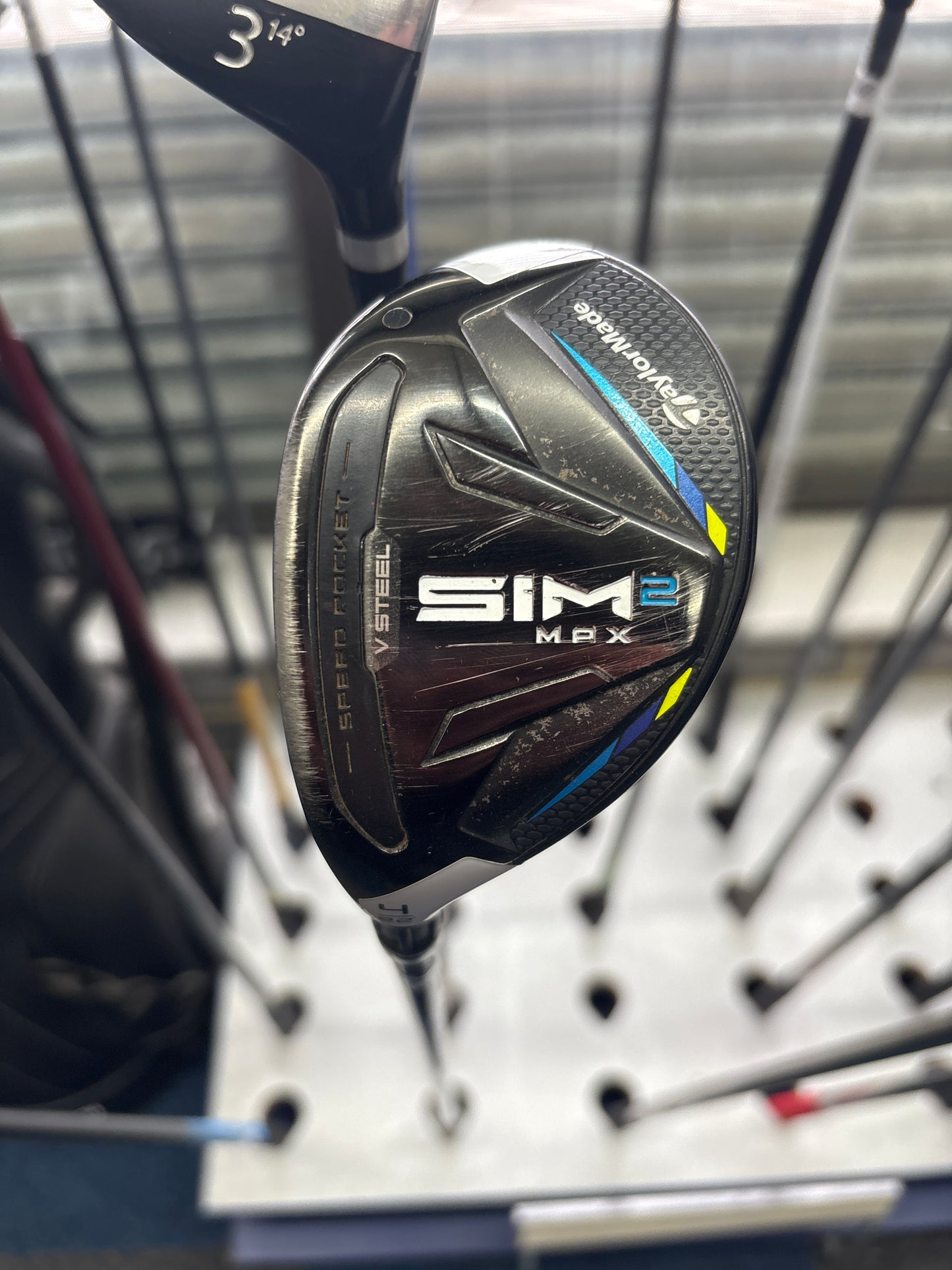 TaylorMade SIM 2 MAX 4 HYBRID (Left Handed)
