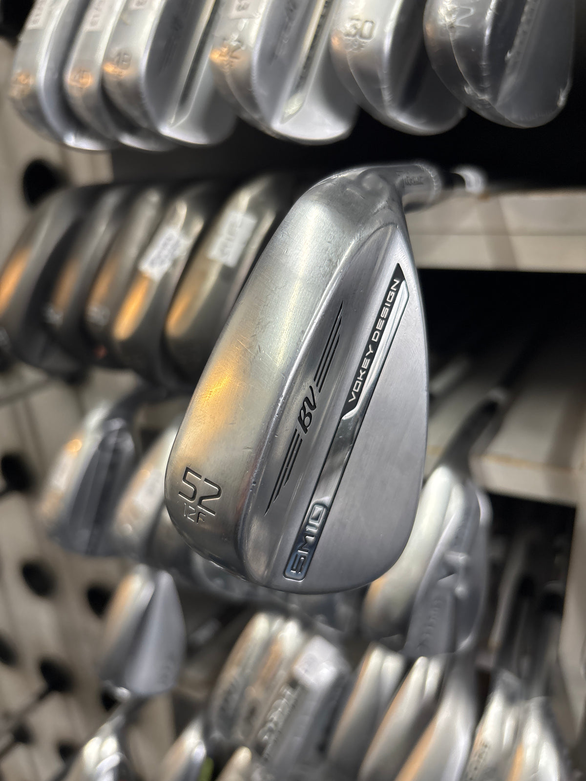 TITLEIST VOKEY SM10 52 DEGREE (12 Degree Of Bounce)