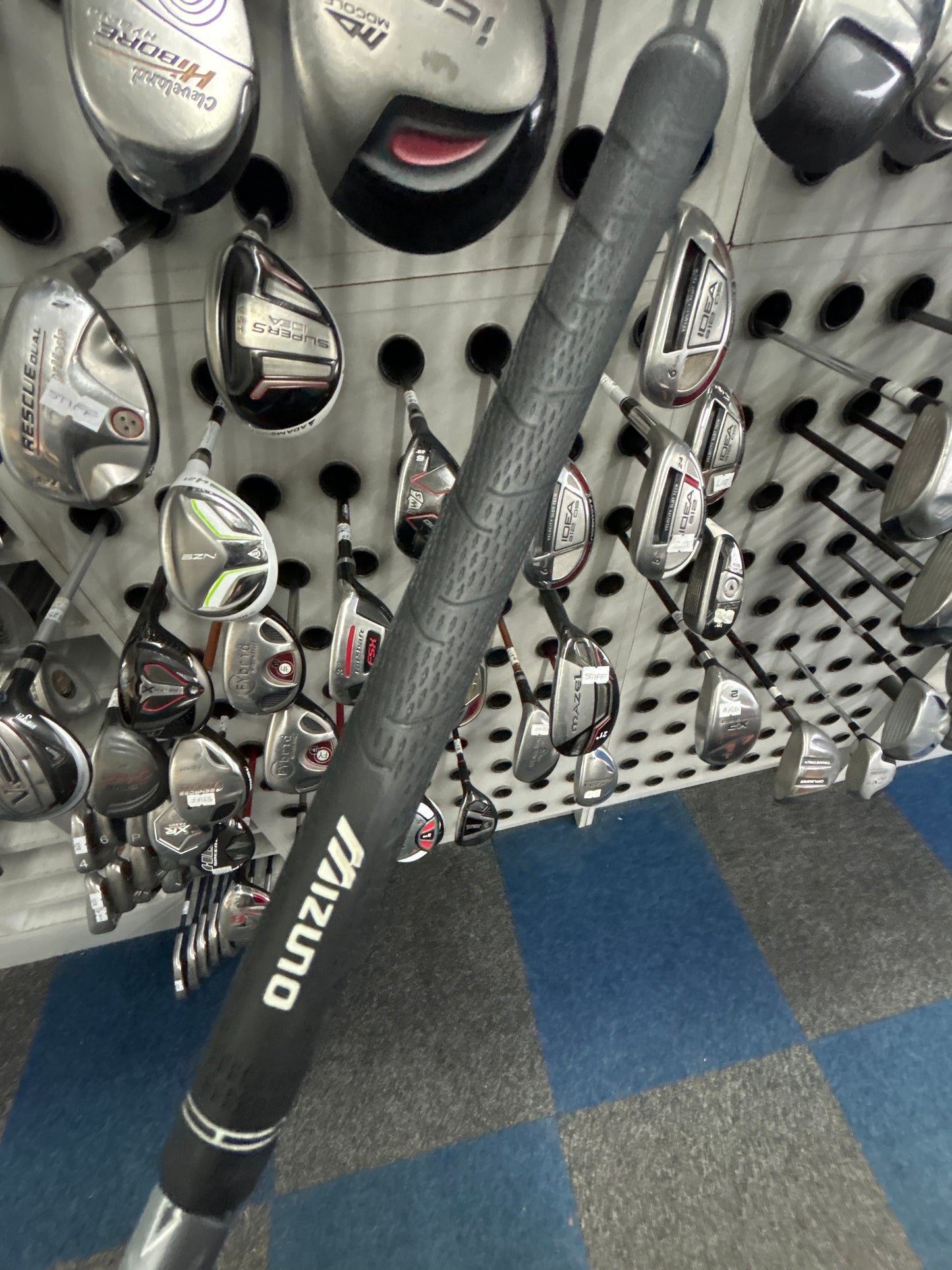 MIZUNO MP-CLK 4 HYBRID (REGULAR FLEX)