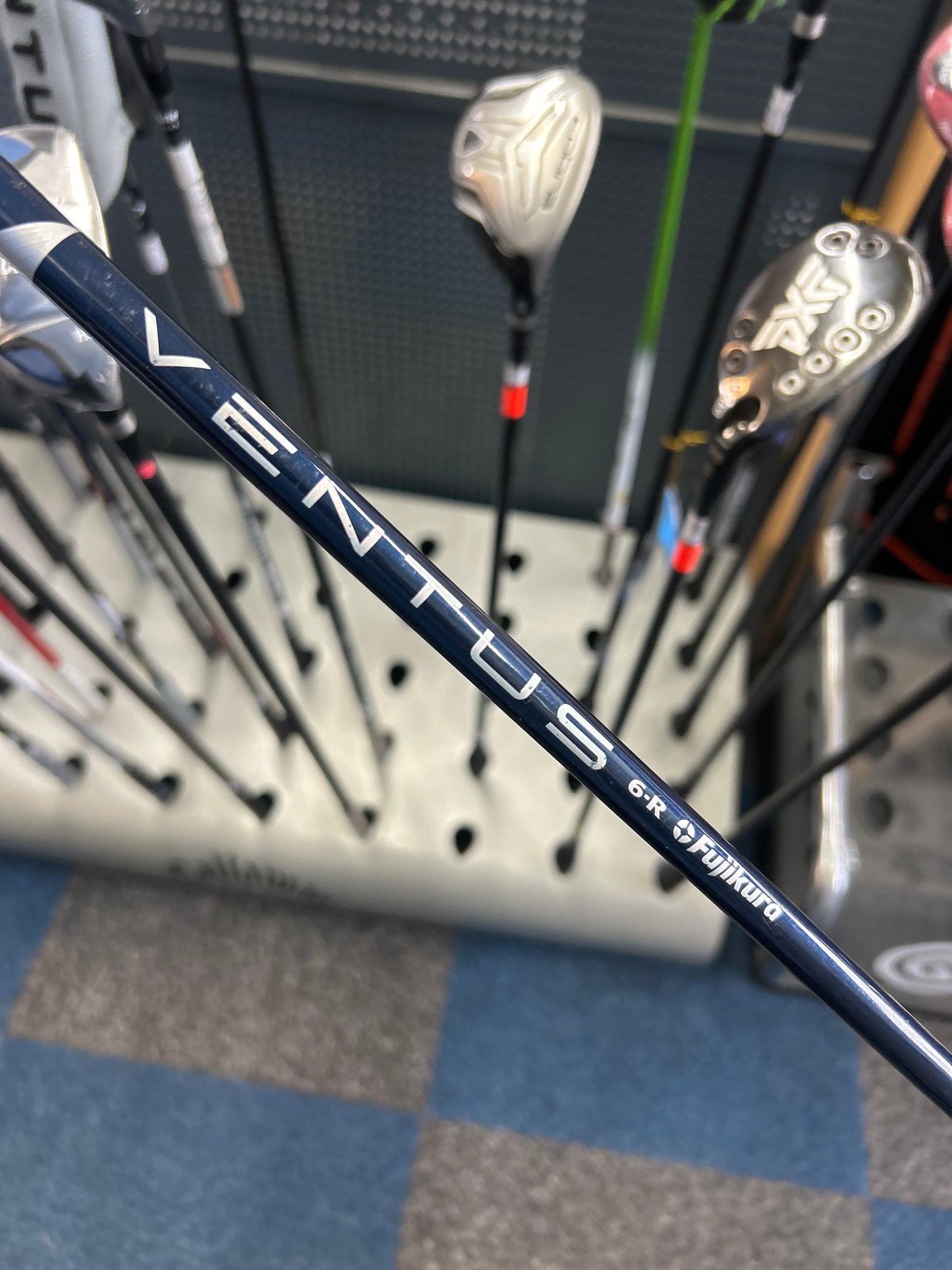 TaylorMade SIM 2 MAX 19 DEGREE 3 HYBRID (REGULAR FLEX)
