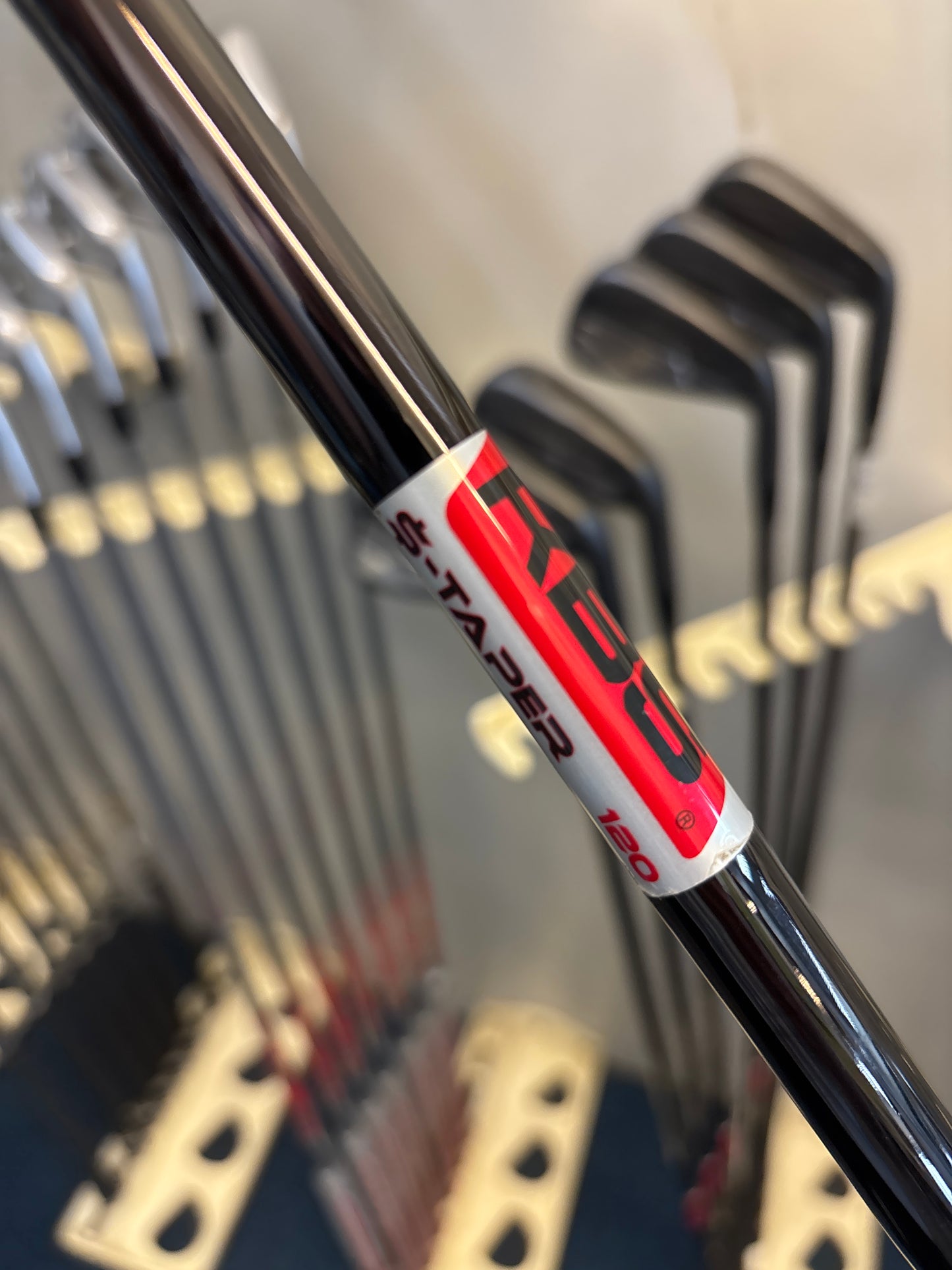 Cobra KING TOUR FORGED (4-PW) (STIFF FLEX)