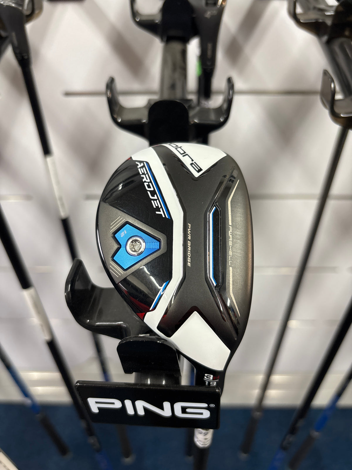 Cobra AeroJet 3 Hybrid 19 Degree (REGULAR FLEX)