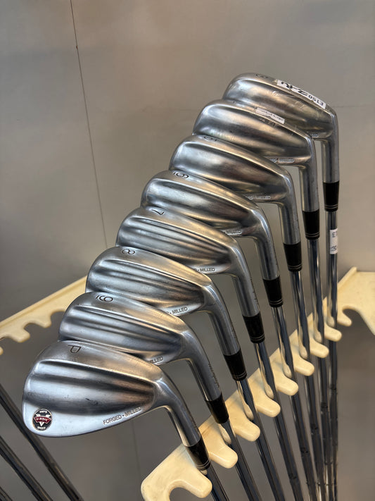 MacGregor M675 V-Foil Speed Forged (3-PW) (Stiff Flex)