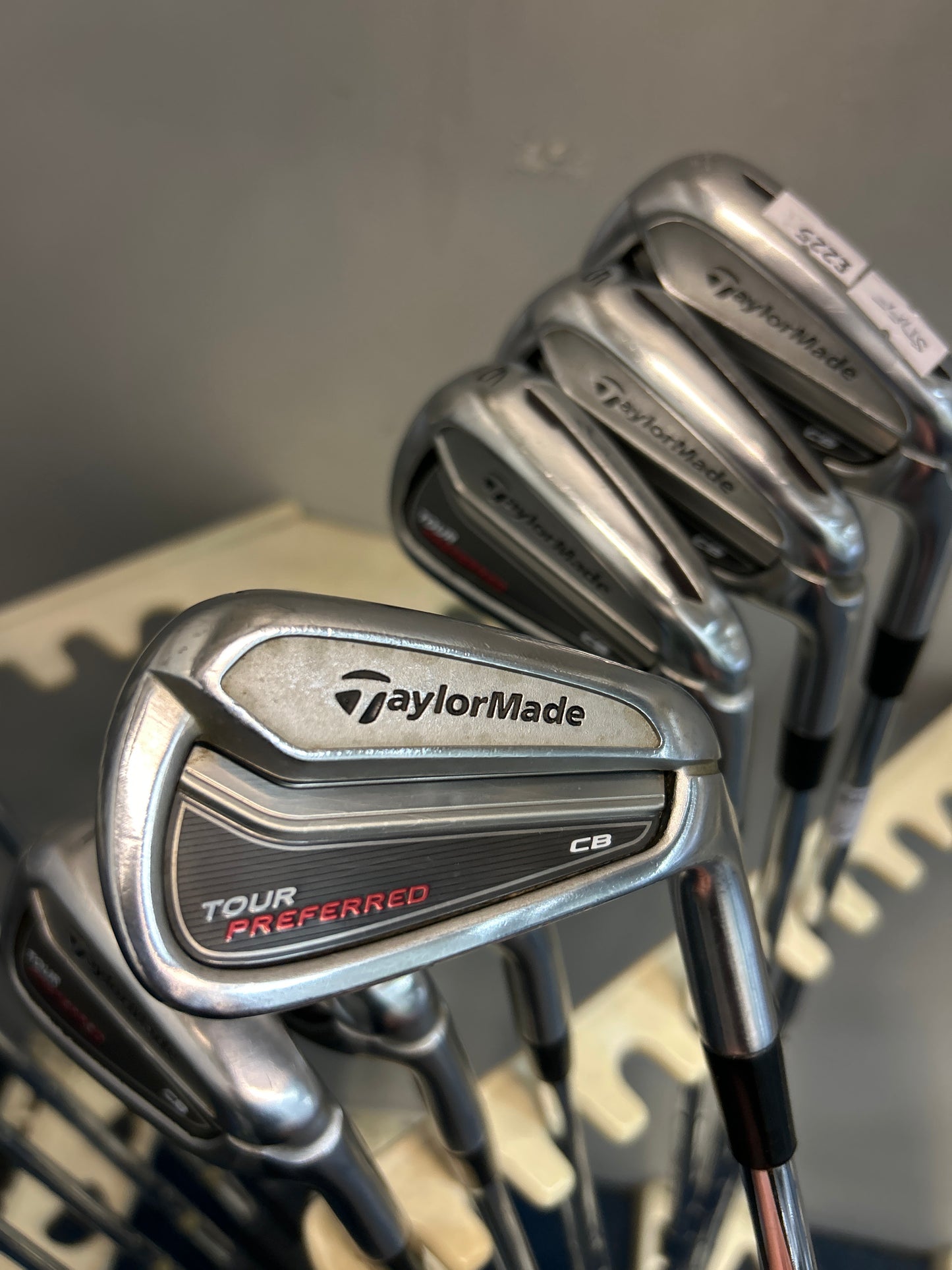 TAYLORMADE TOUR PREFERRED CB (4-PW STIFF FLEX)