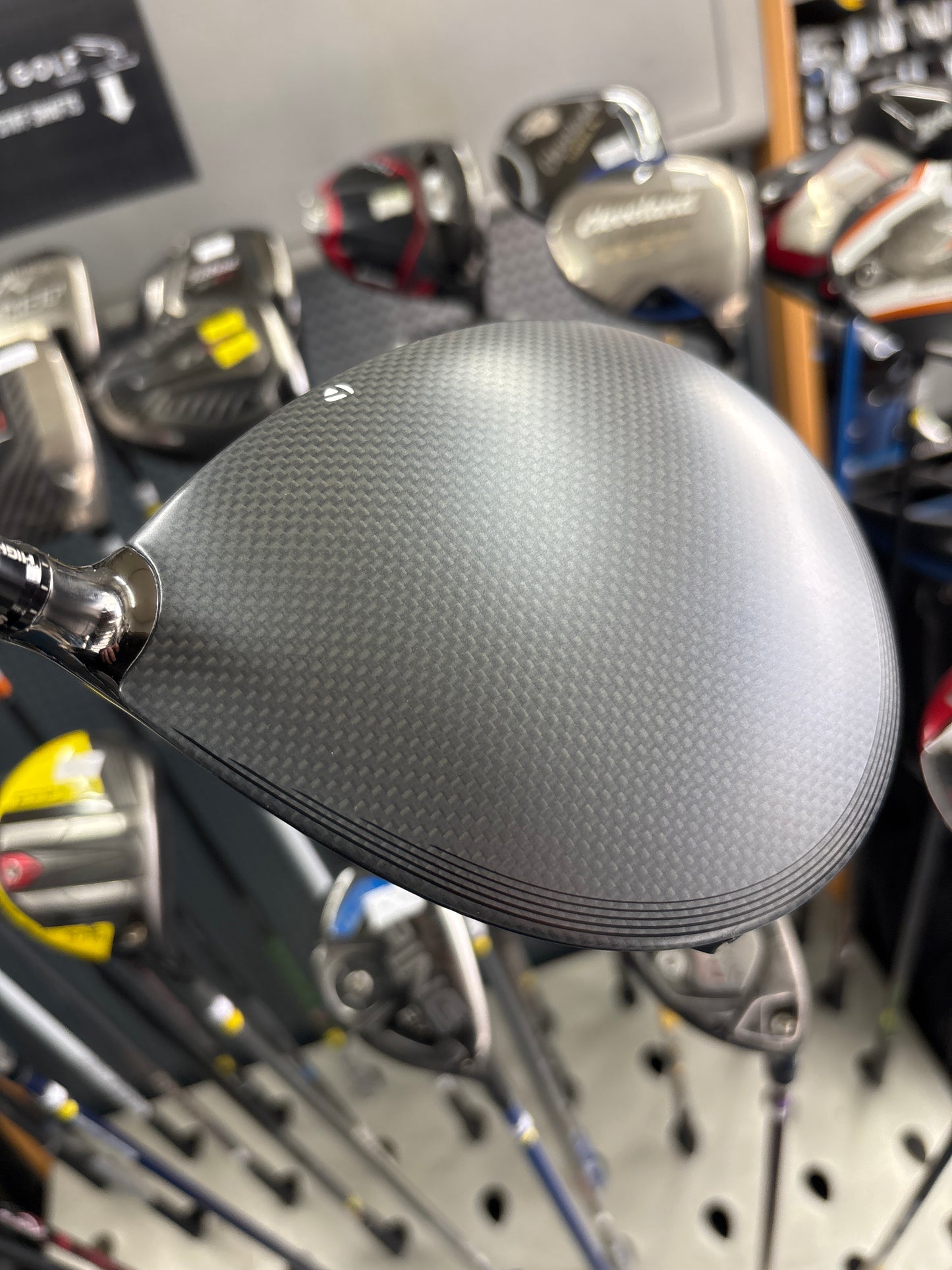 Taylormade QI35 9.0 DEGREE (STIFF FLEX)